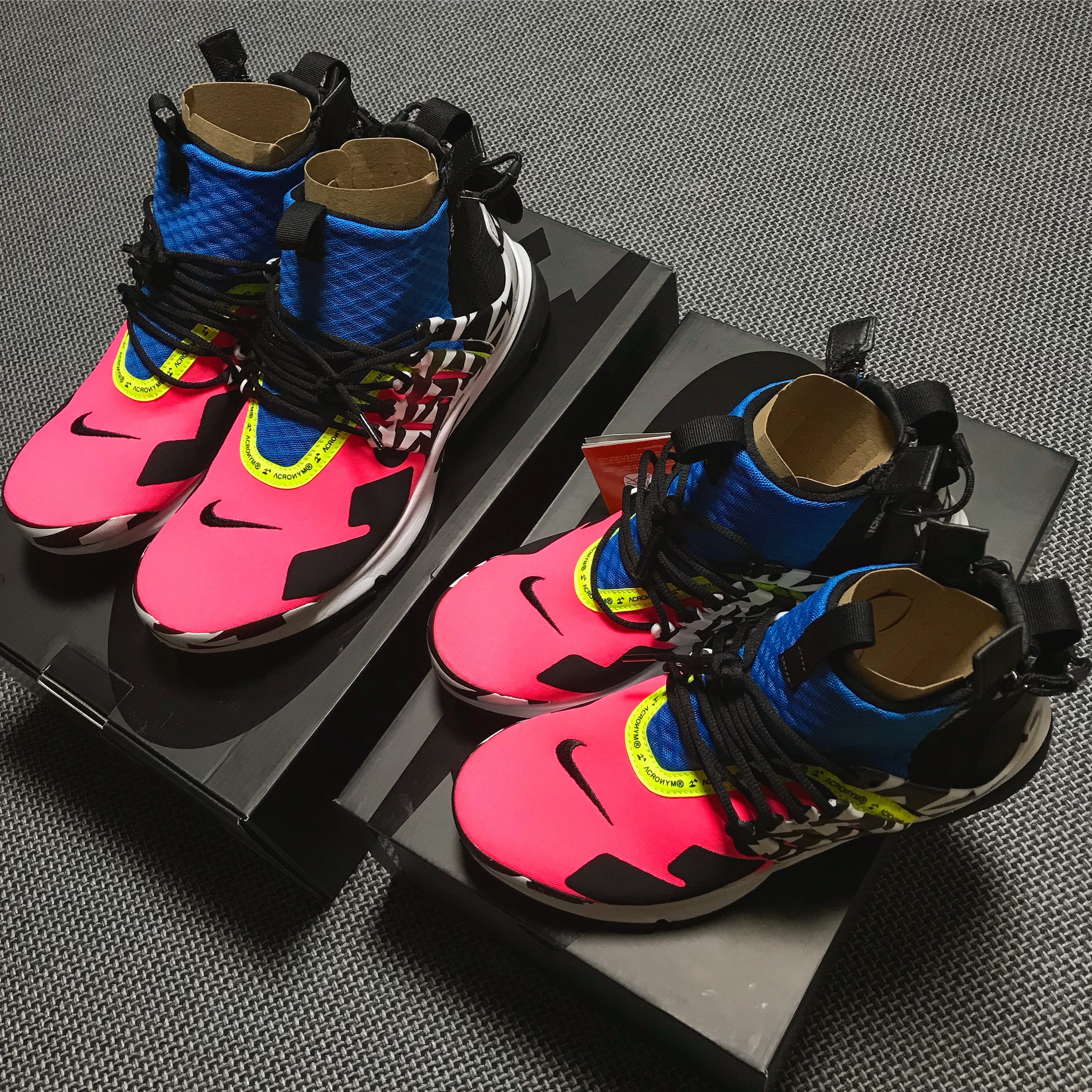 Nike x Acronym Air Presto Mid Racer Pink 착용 스타일