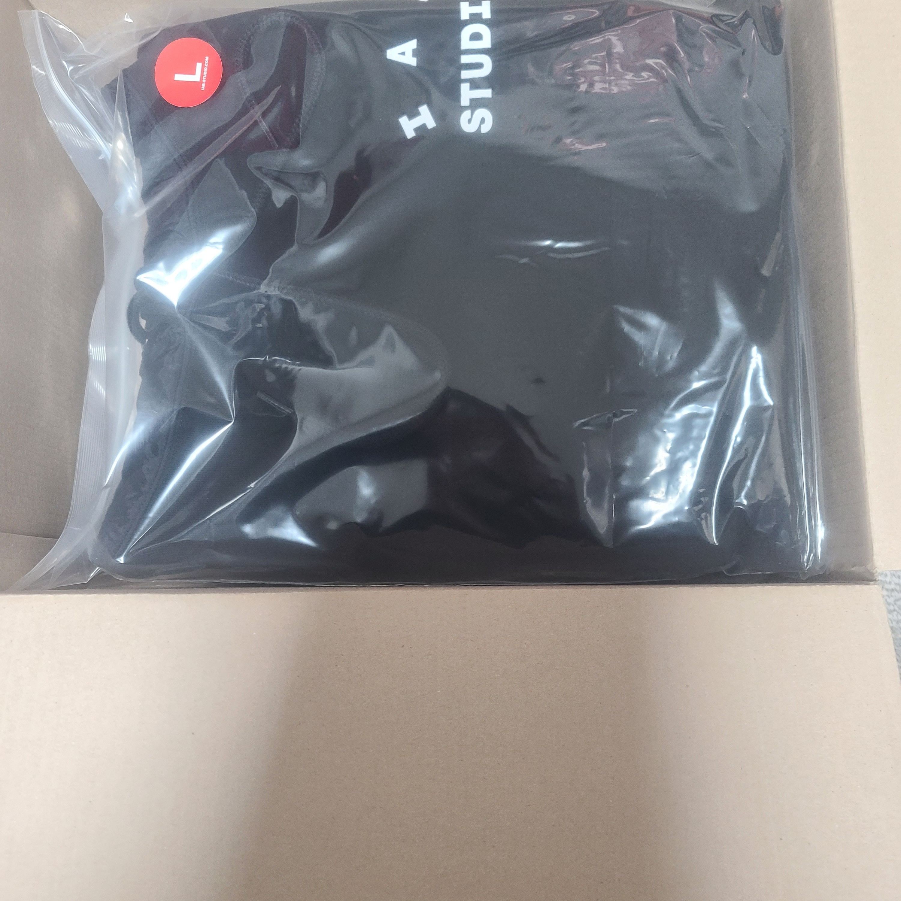 IAB Studio Woven Hoodie Black, IAB Studio Blocked Pigment Hoodie Black 착용 스타일 - 2