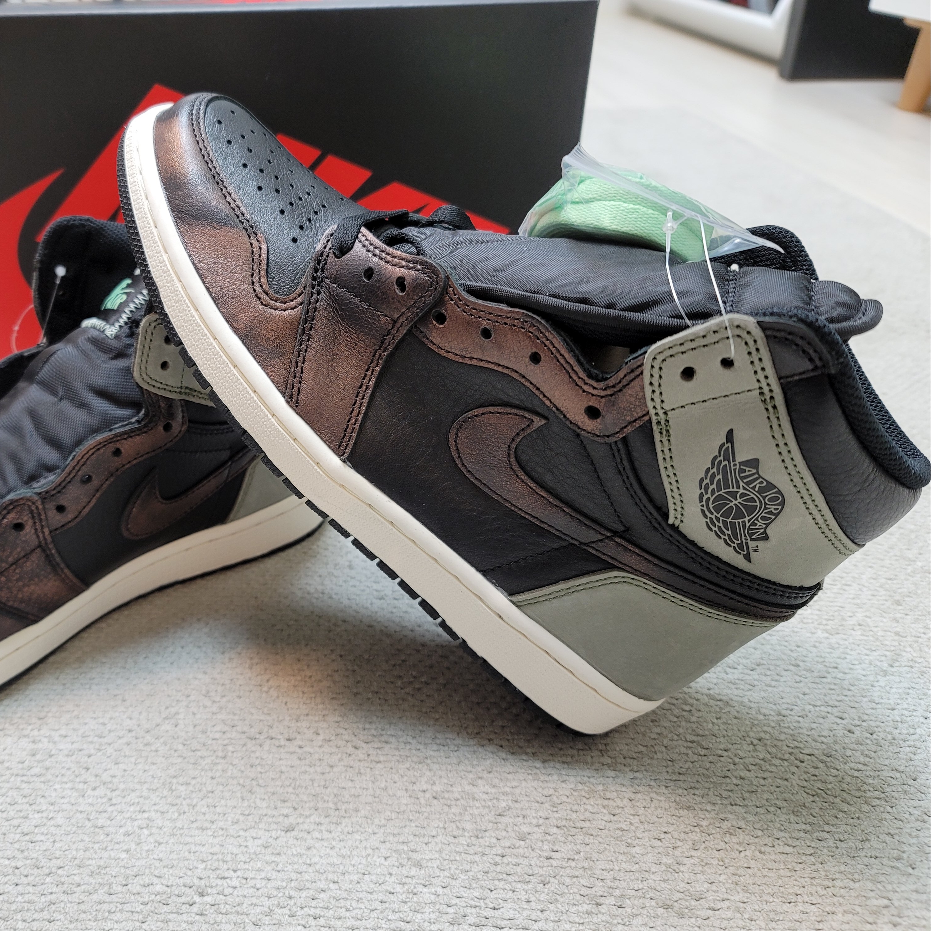Jordan 1 Retro High OG Rust Shadow 착용 스타일 - 4