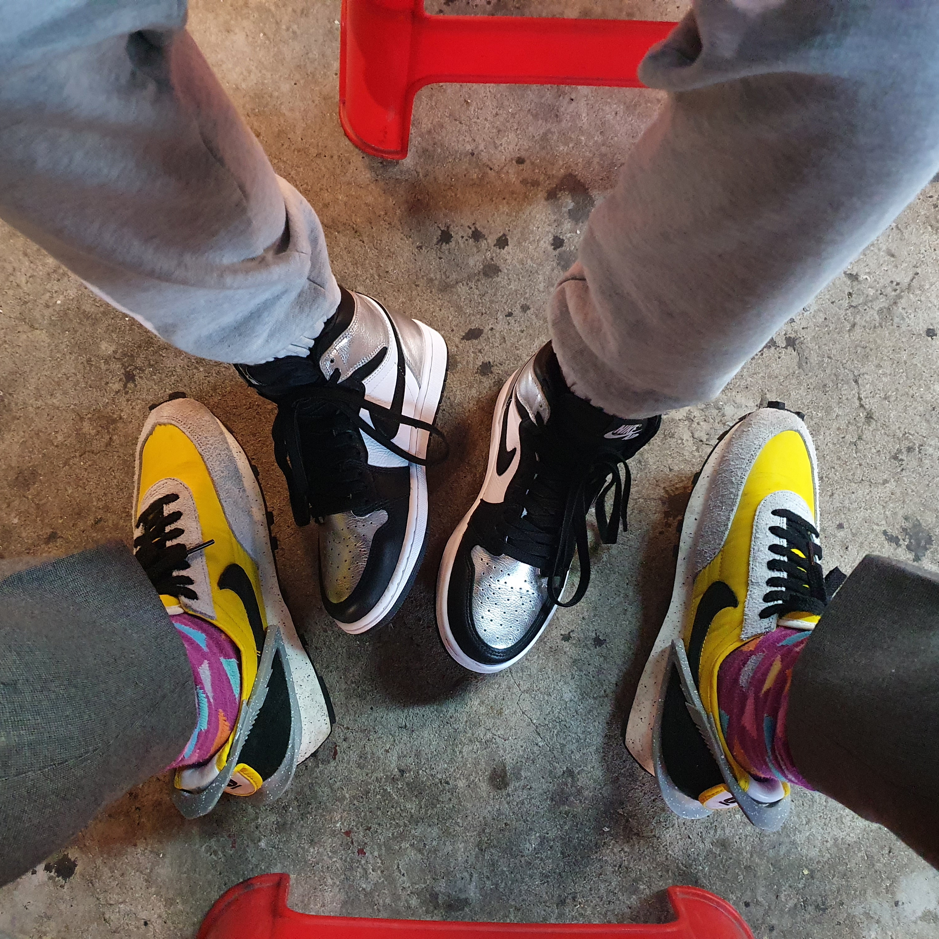 (W) Jordan 1 Retro High OG Silver Toe, Nike x Undercover Daybreak Bright Citron 착용 스타일 - 2