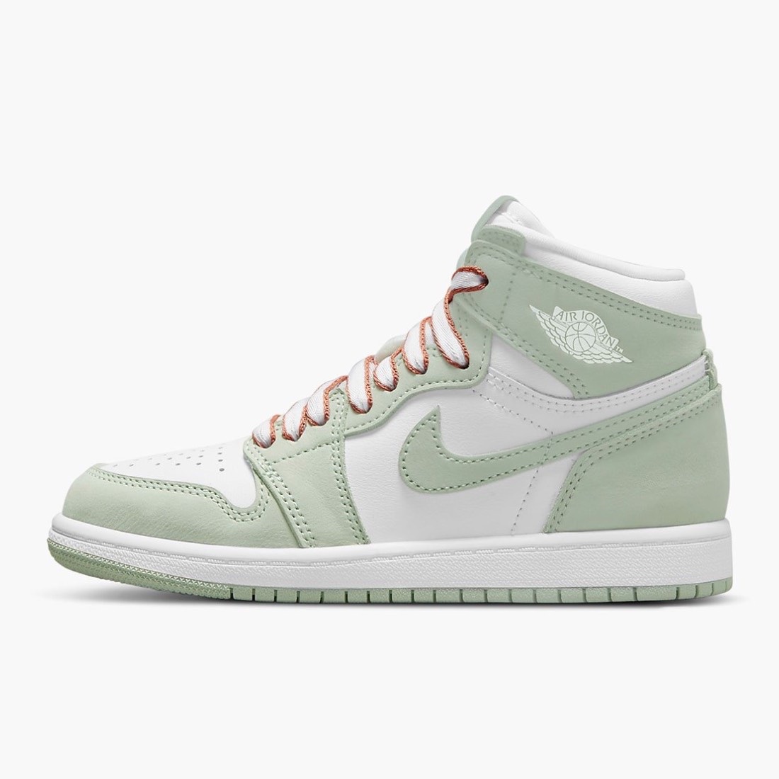 (W) Jordan 1 Zoom Air CMFT Stadium Green, (W) Jordan 1 Retro High OG Lucky Green 착용 스타일 - 3
