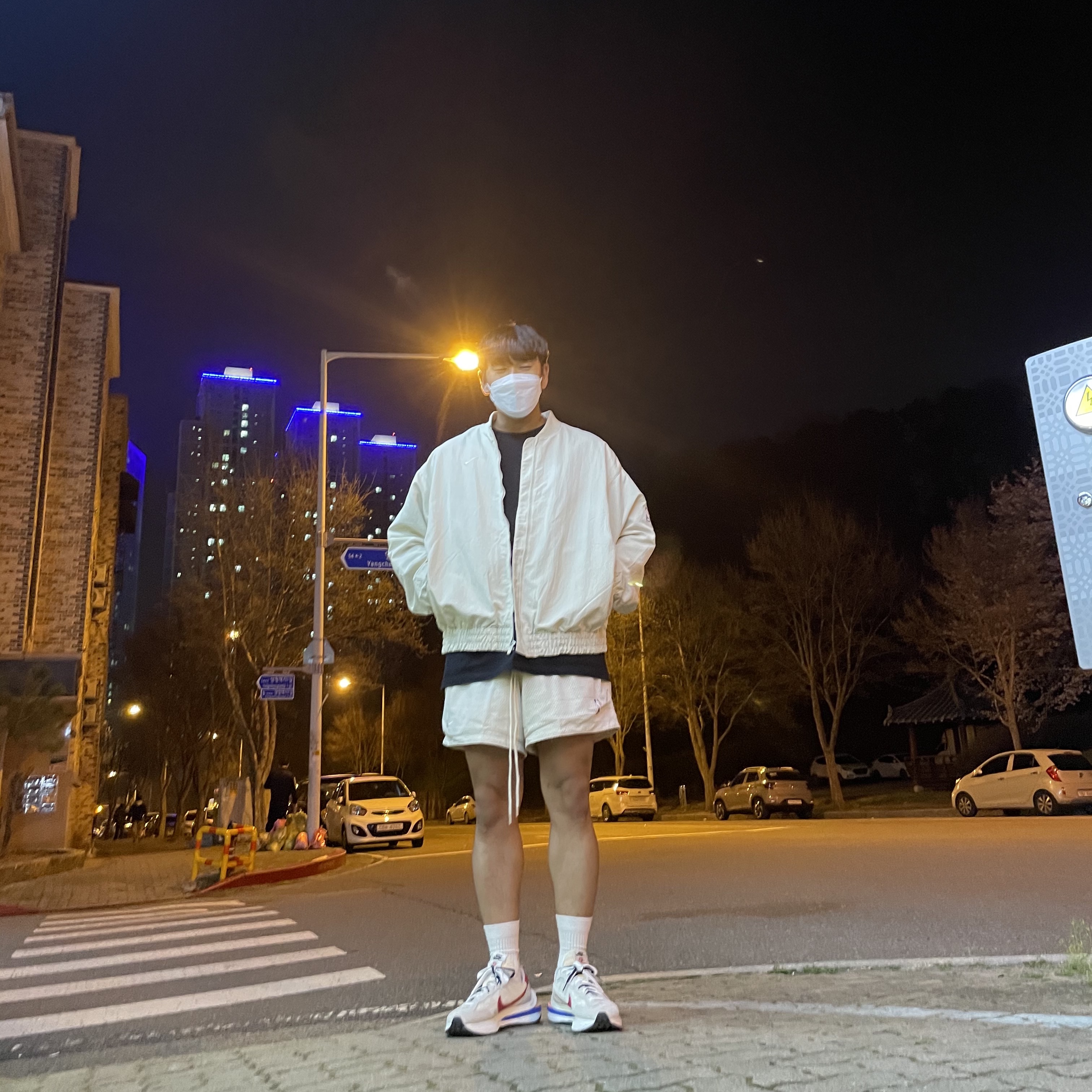 Nike x Sacai VaporWaffle Royal Fuchsia, Nike x Fear of God Basketball Shorts String 착용 스타일 - 2