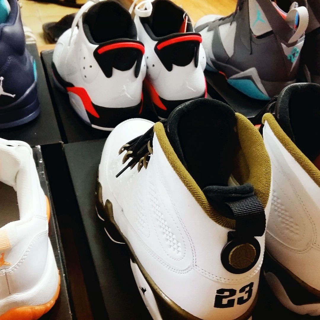 Jordan 9 Retro Statue, Jordan 6 Retro Low Infrared White 착용 스타일 - 1