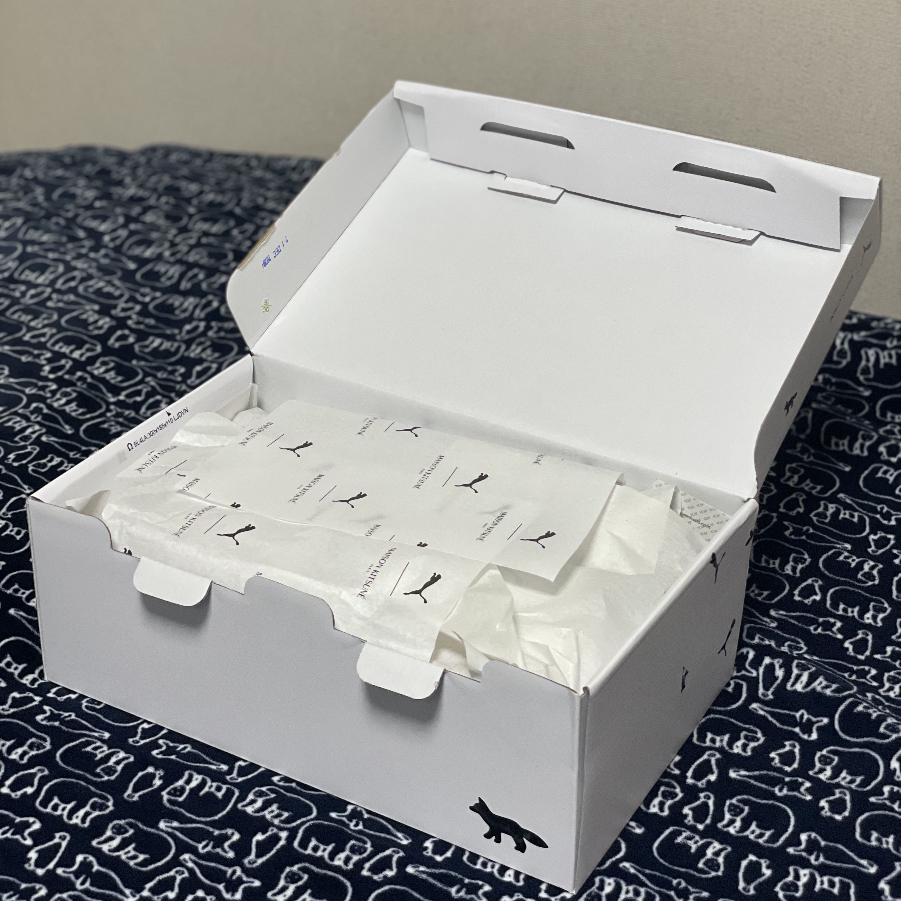 Puma x Maison Kitsune Roma White 착용 스타일 - 1