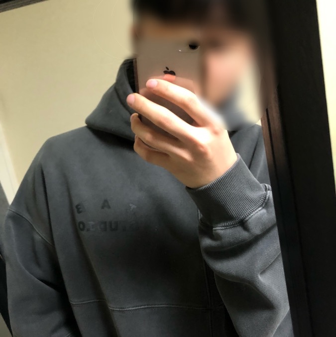IAB Studio Blocked Pigment Hoodie Black 착용 스타일 - 3