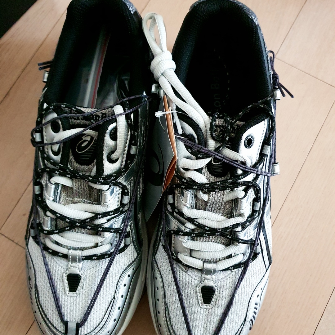 Asics x Andersson Bell Gel-1090 Glacier Grey Silver 착용 스타일 - 4