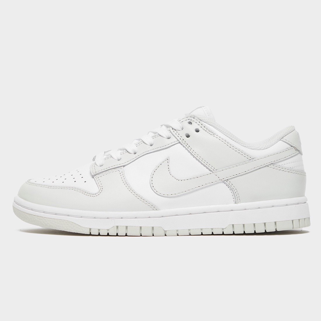 (W) Nike Dunk Low Photon Dust, Nike Dunk High Retro Vast Grey 착용 스타일 - 3