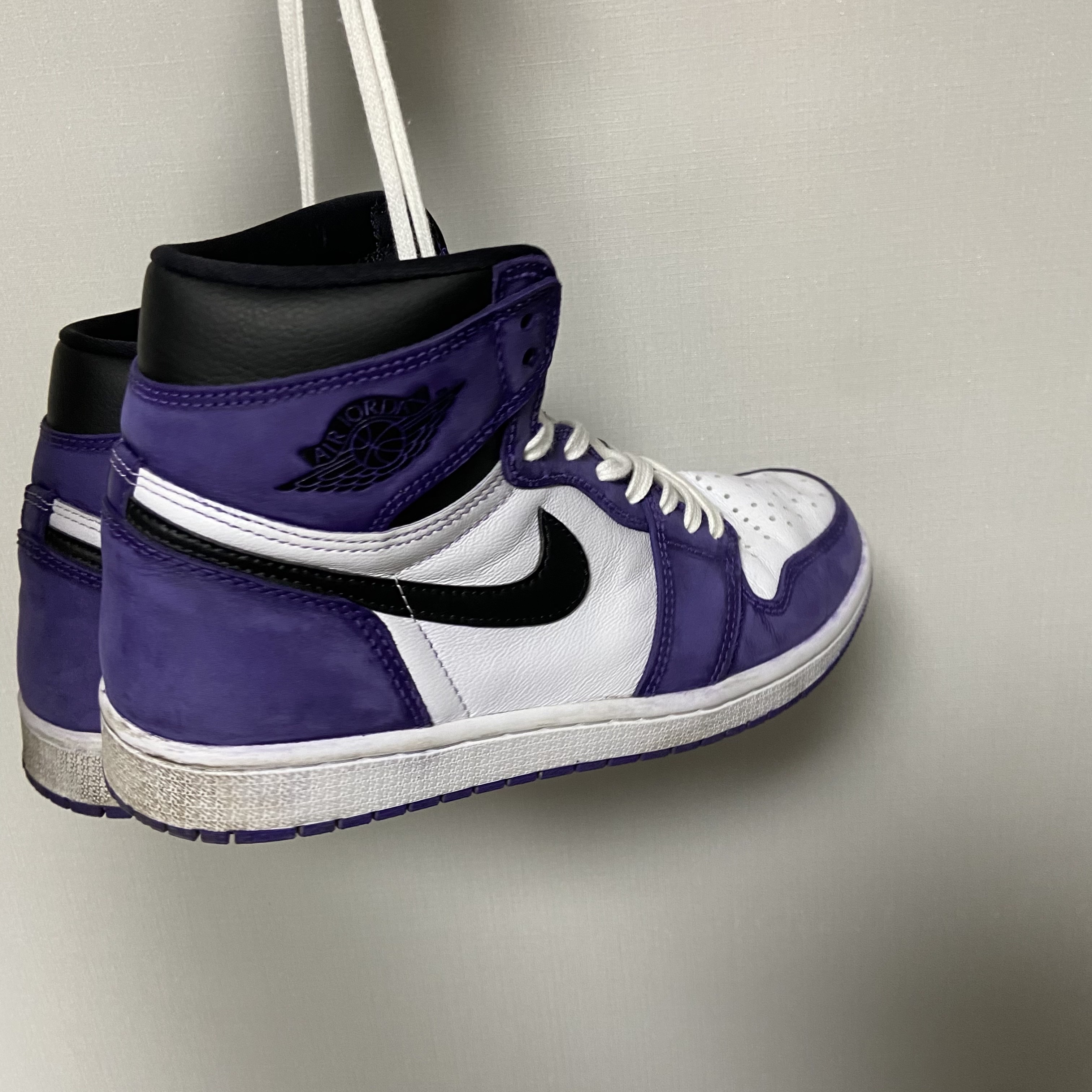 Jordan 1 Retro High OG Court Purple 2020 착용 스타일 - 4