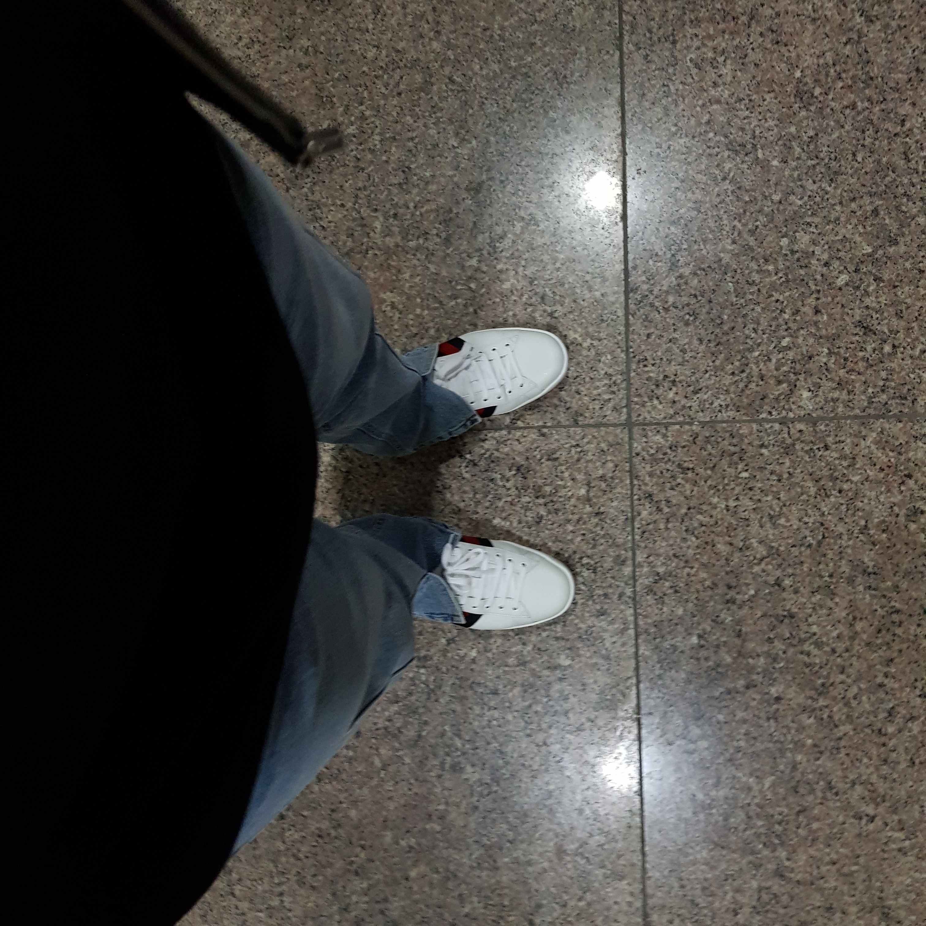 Gucci Ace Leather Sneakers White 착용 스타일