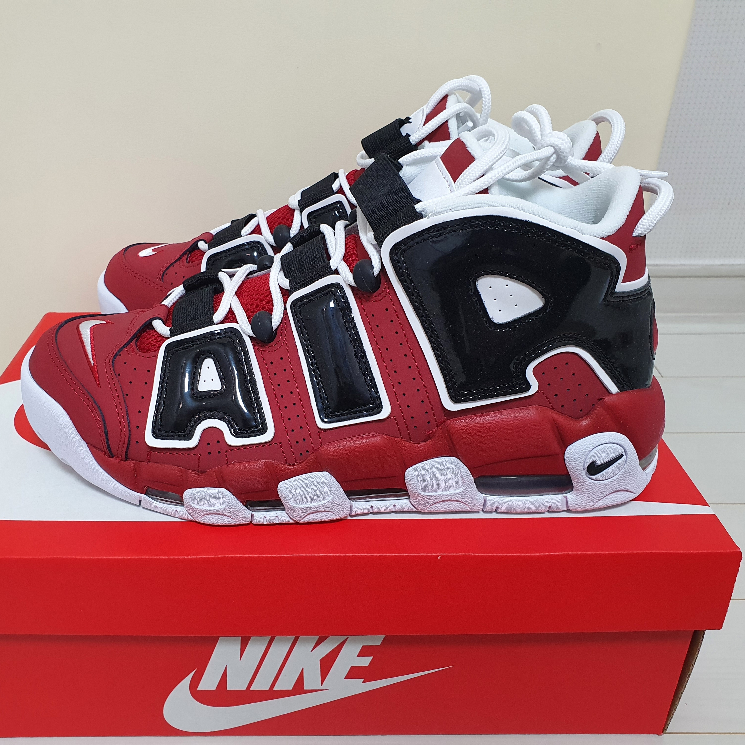 Nike Air More Uptempo 96 Bulls 2021 착용 스타일 - 2