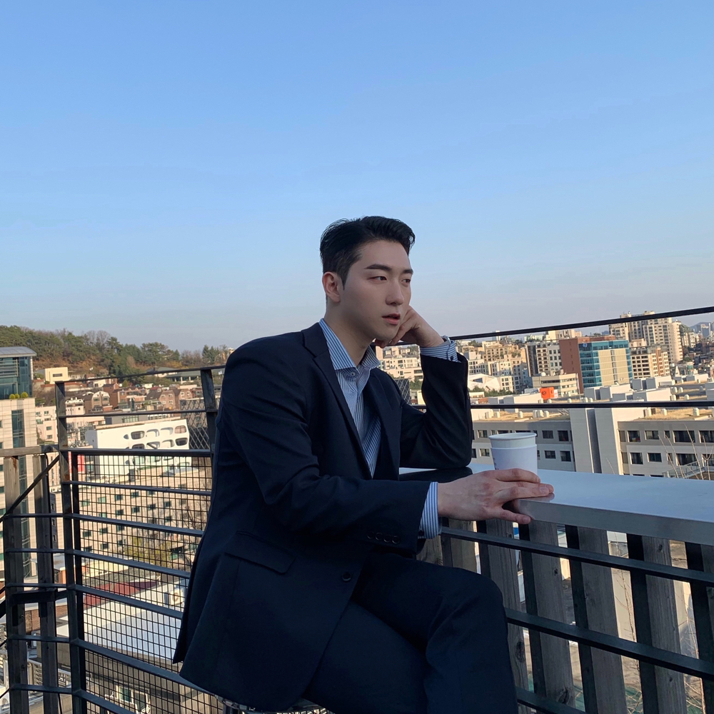 KREAM 프로필 이미지