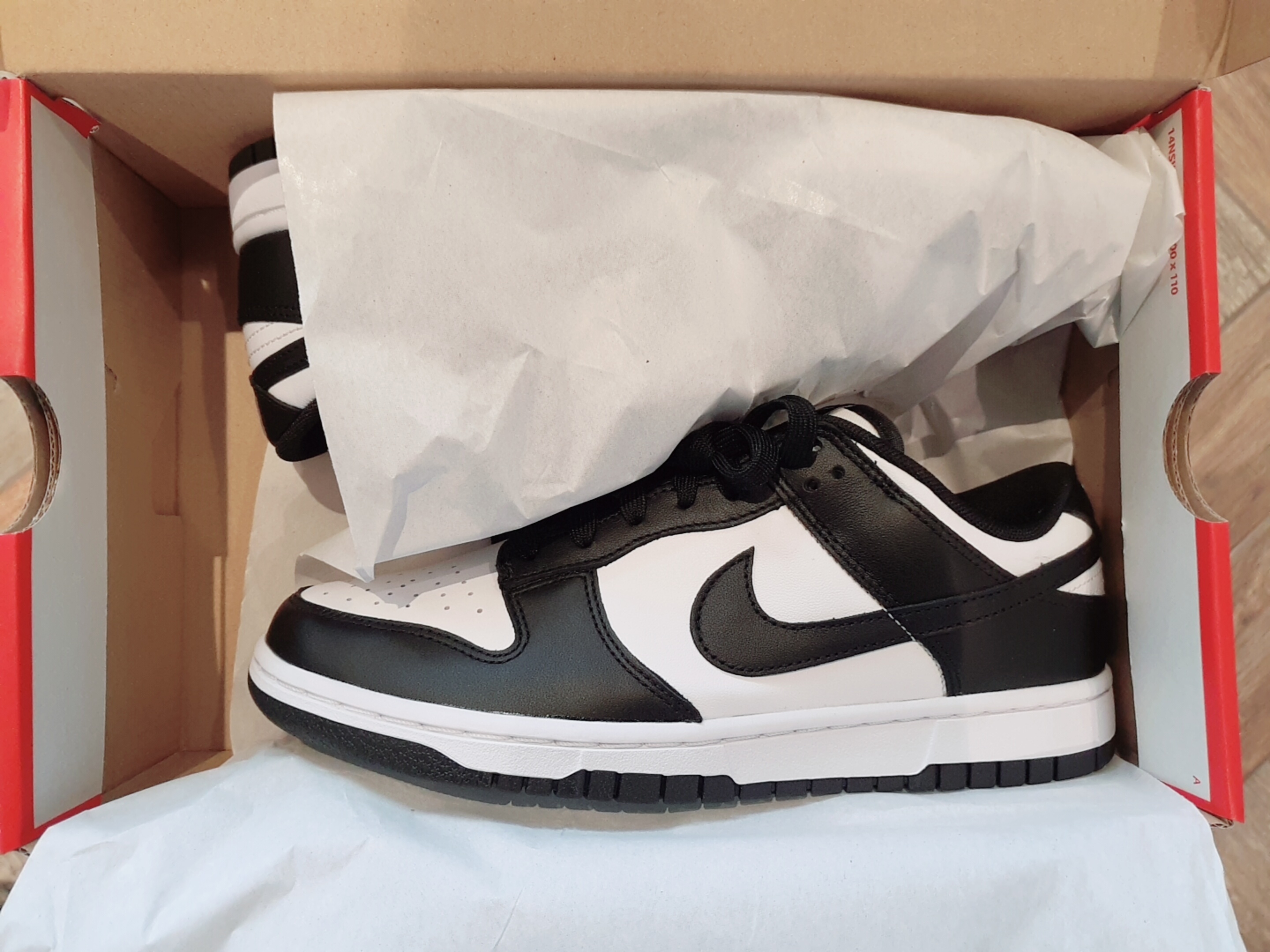 Nike Dunk Low Retro Black 착용 스타일