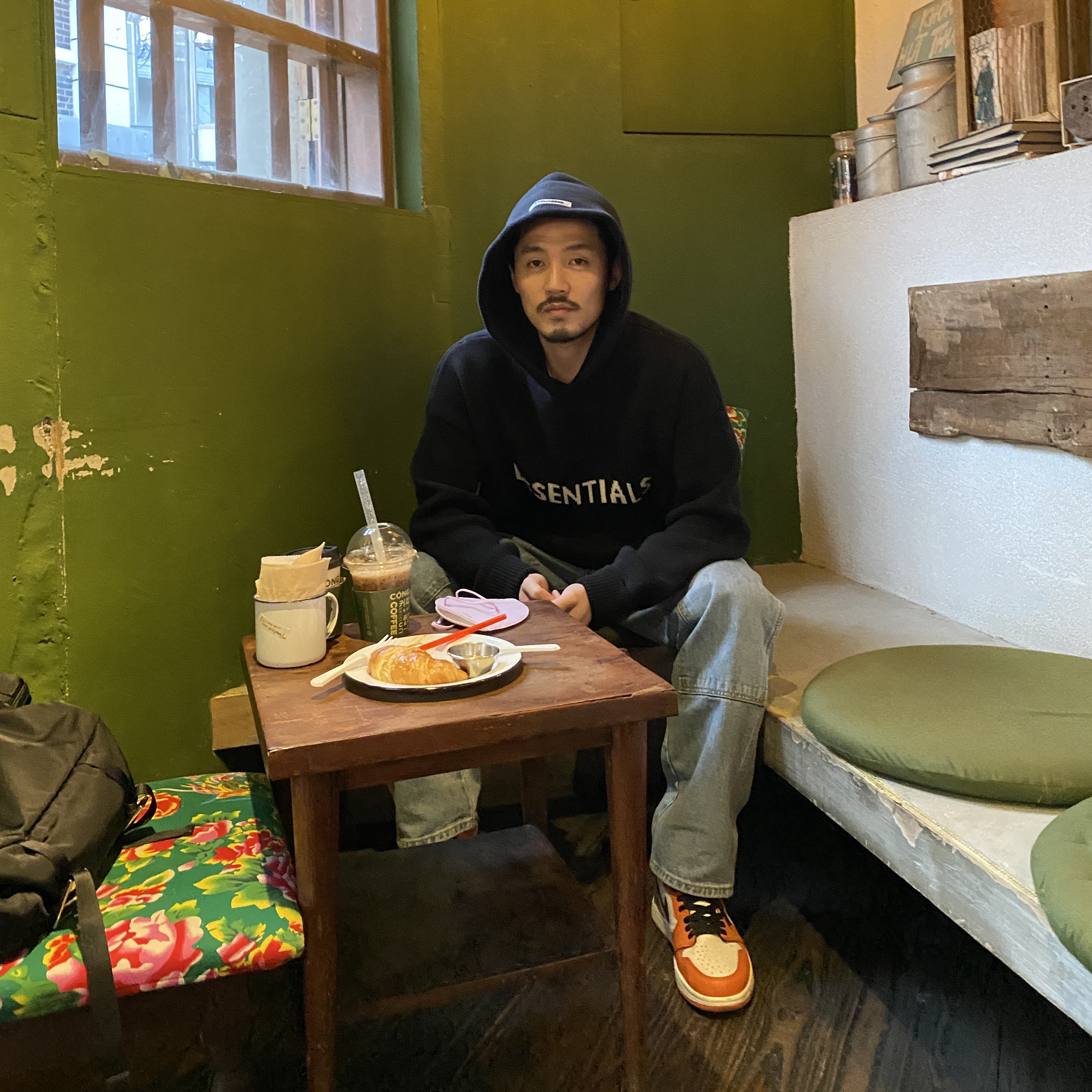 Essentials Knit Hoodie Black - 20FW, Jordan 1 Retro High OG Reverse Shattered Backboard 착용 스타일