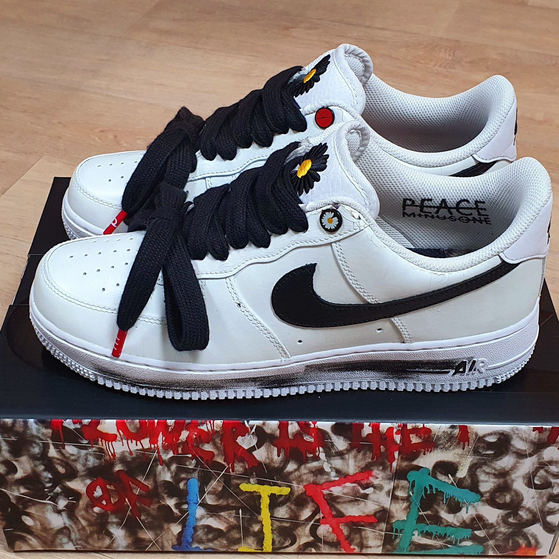 Nike x Peaceminusone Air Force 1 Low Para-Noise 2.0 착용 스타일 - 2