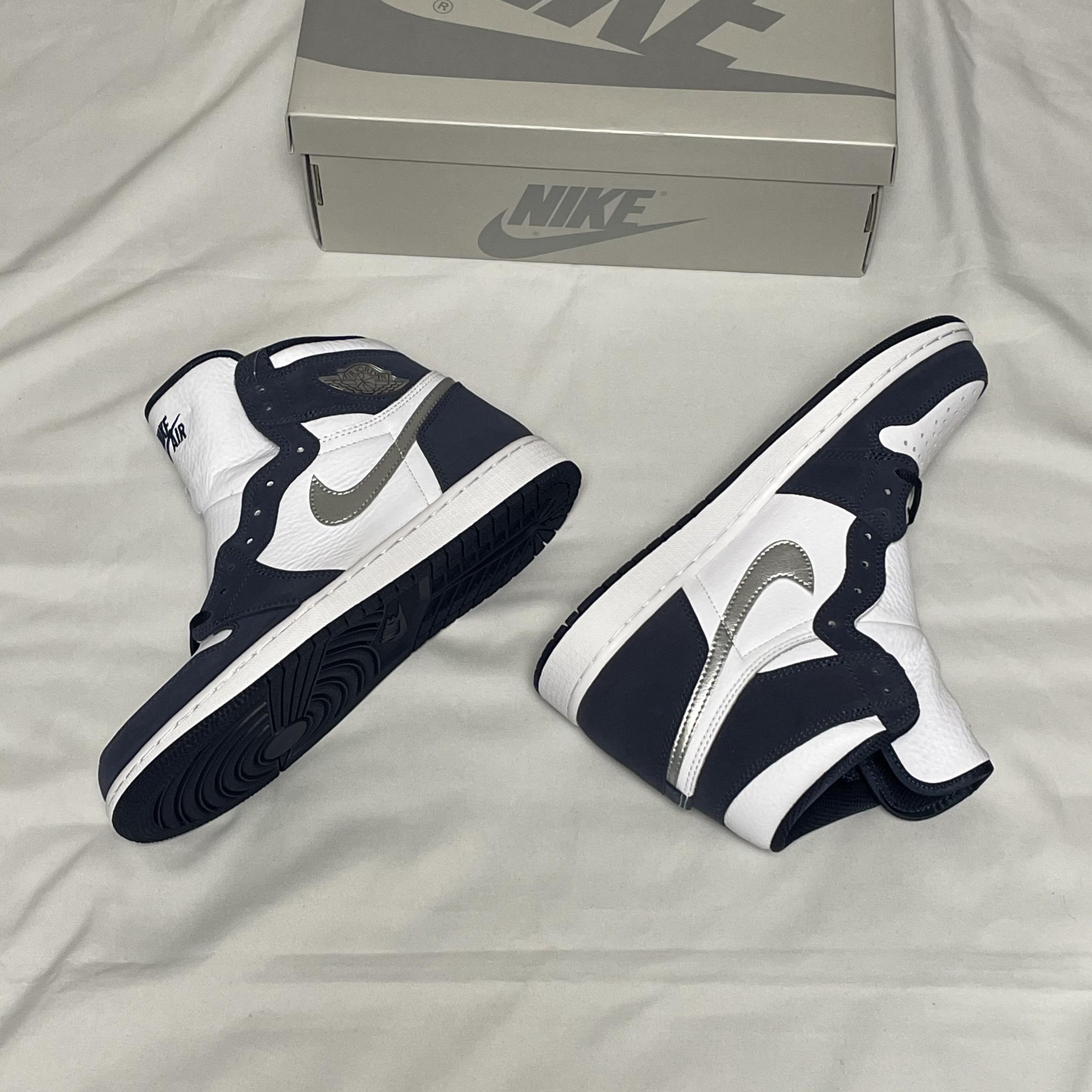Jordan 1 Retro High OG CO.JP Midnight Navy 착용 스타일