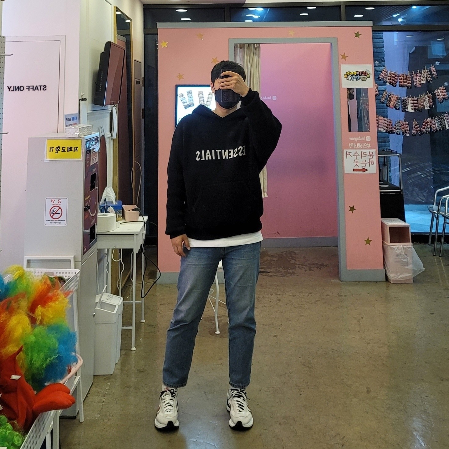 Essentials Knit Hoodie Black - 20FW, Nike x Sacai VaporWaffle Royal Fuchsia 착용 스타일