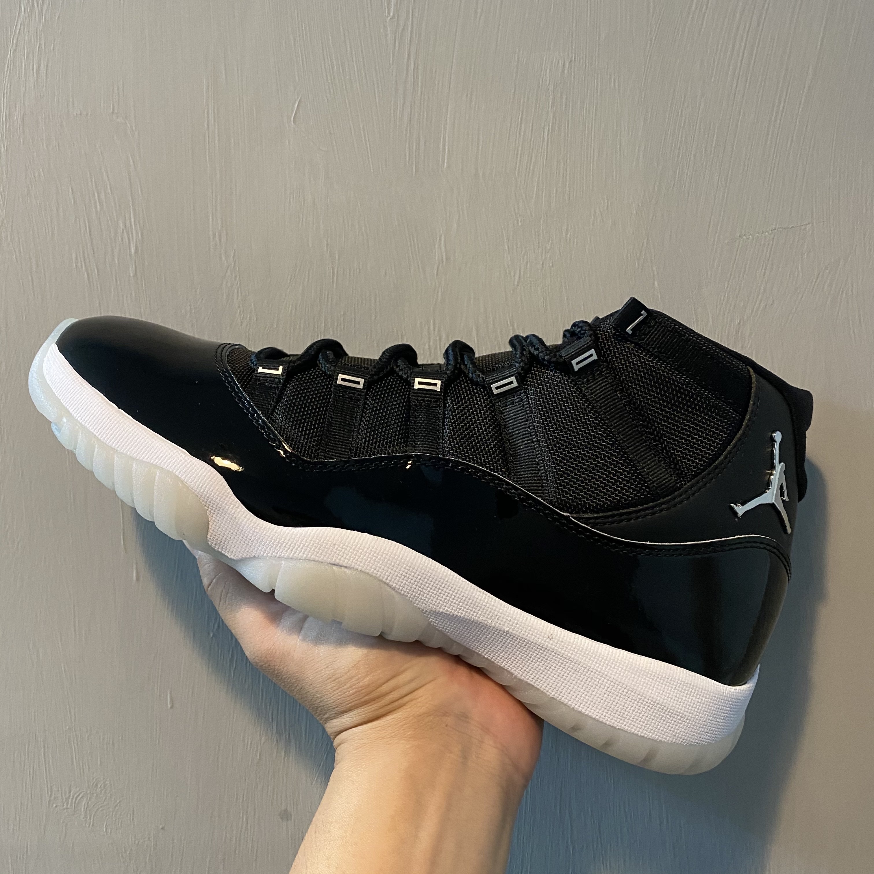 Jordan 11 Retro Jubilee 착용 스타일