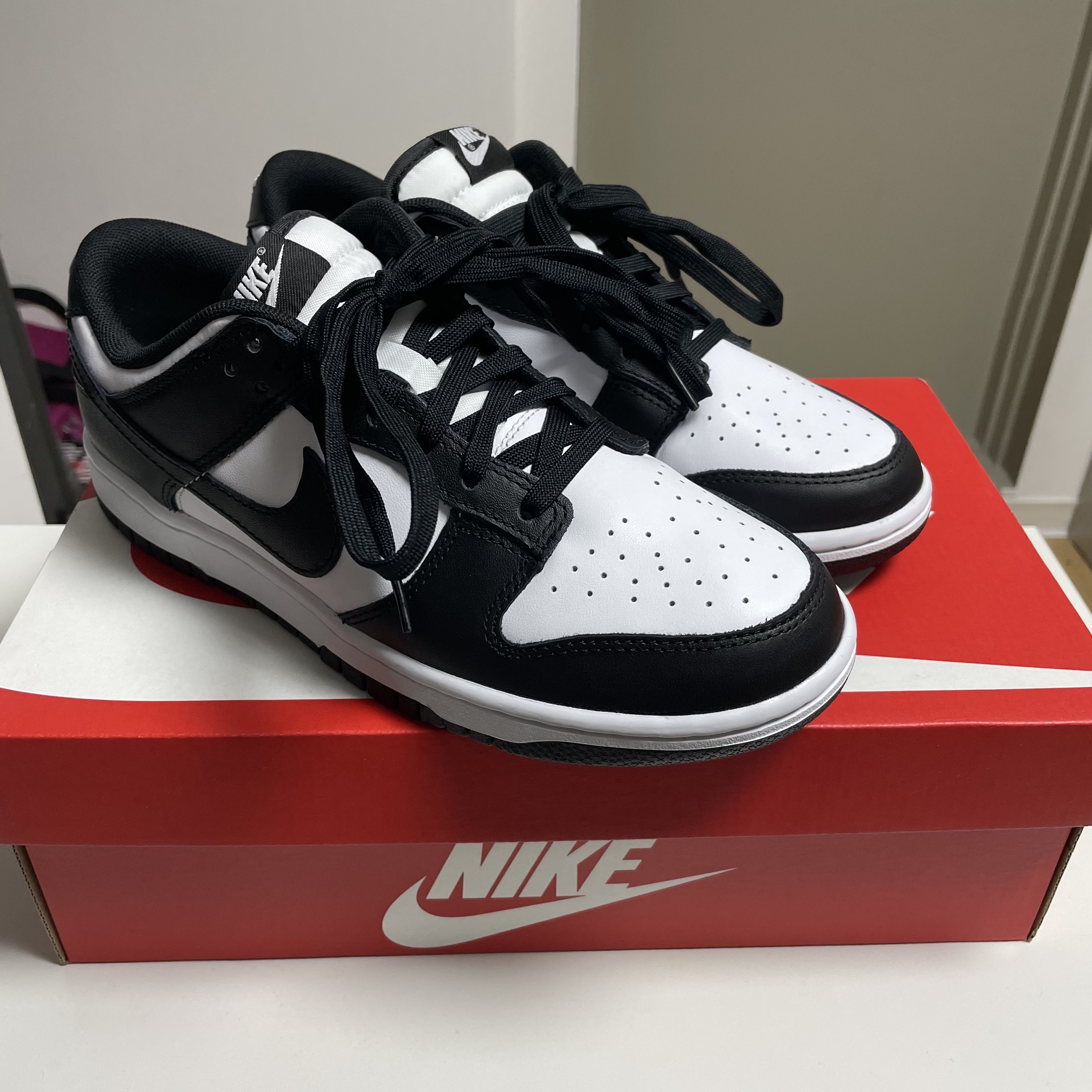 Nike Dunk Low Retro Black 착용 스타일 - 1
