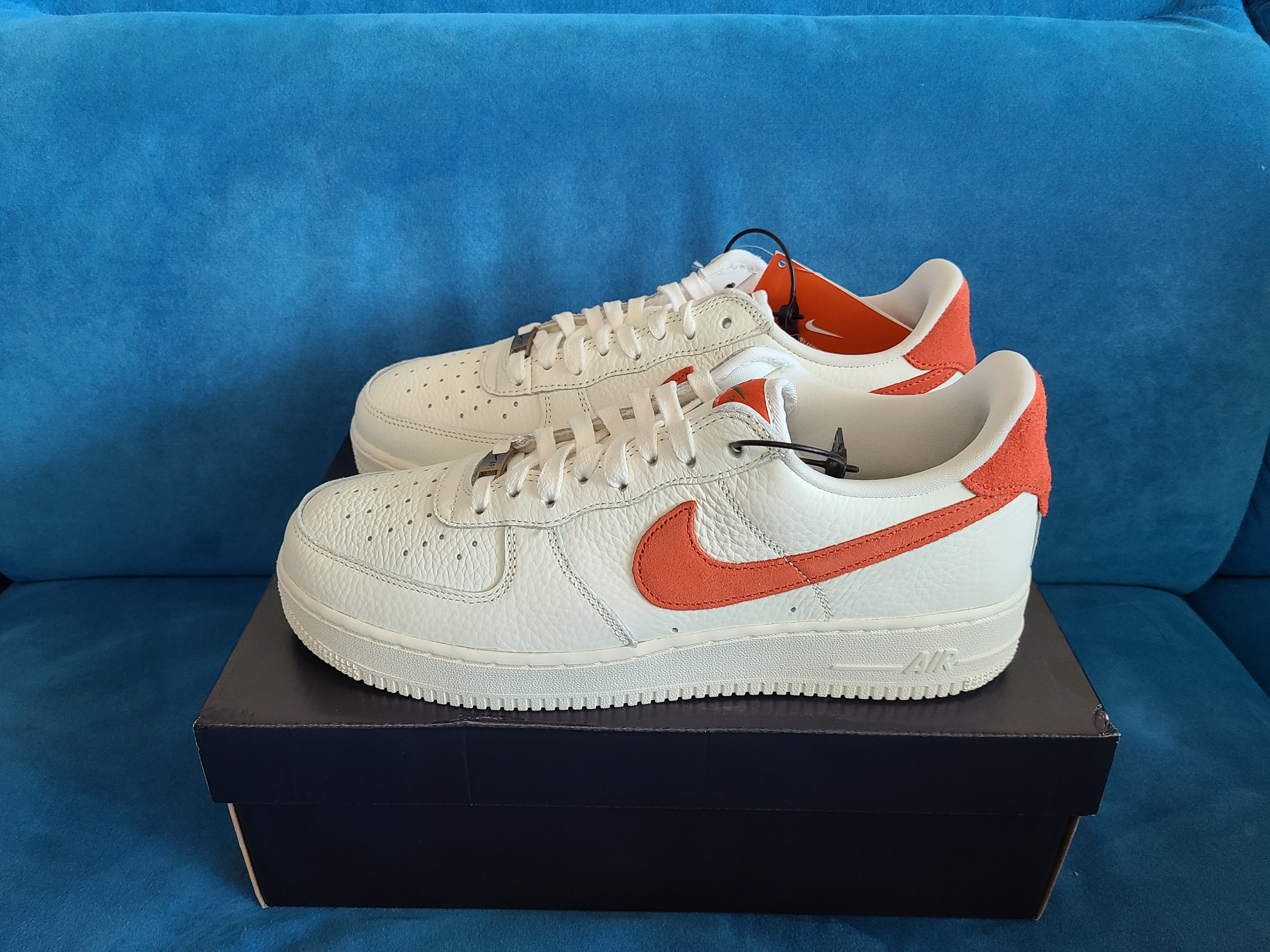Nike Air Force 1 '07 Craft Mantra Orange 착용 스타일 - 1