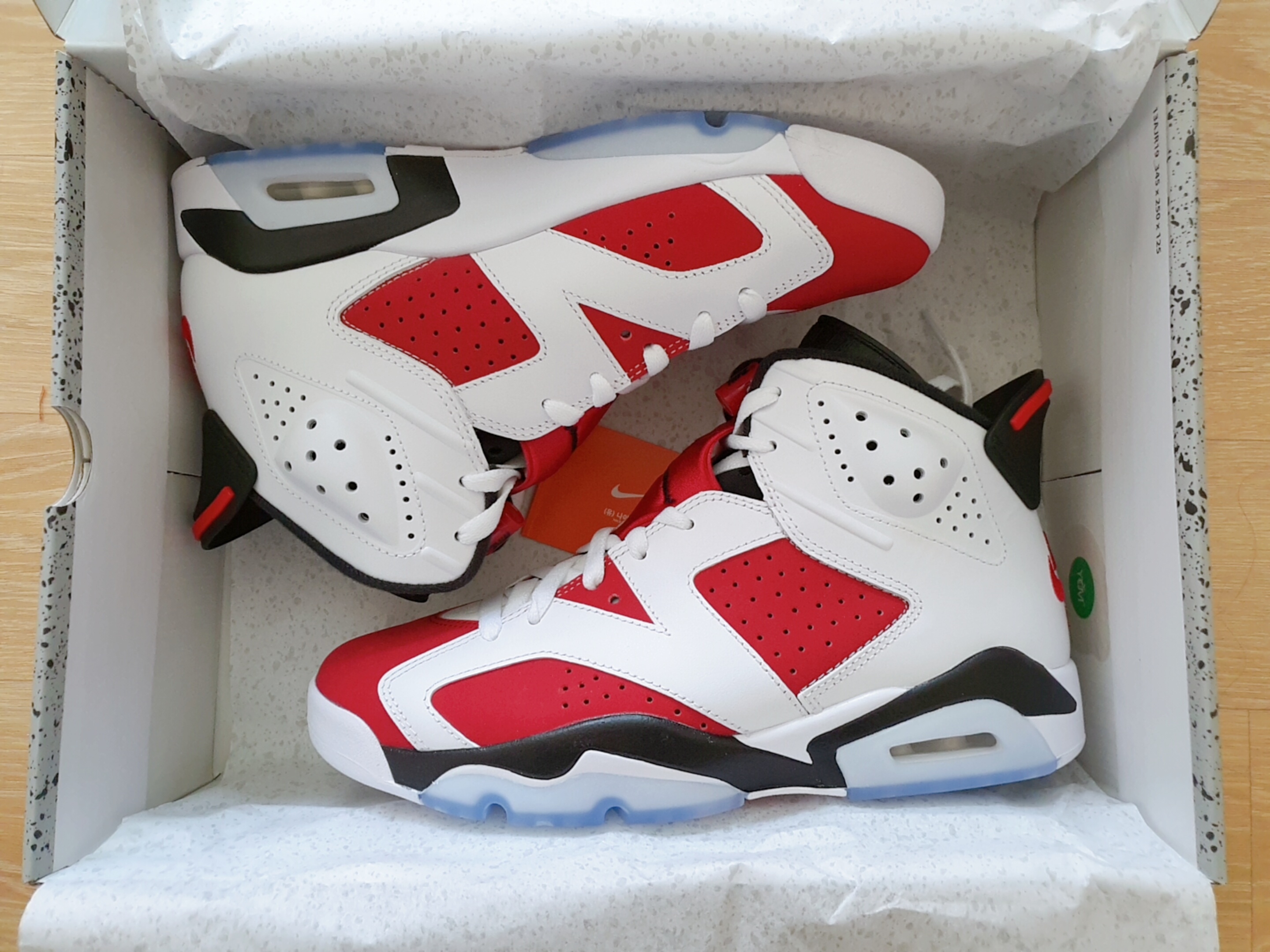 Jordan 6 Retro Carmine 2021 착용 스타일