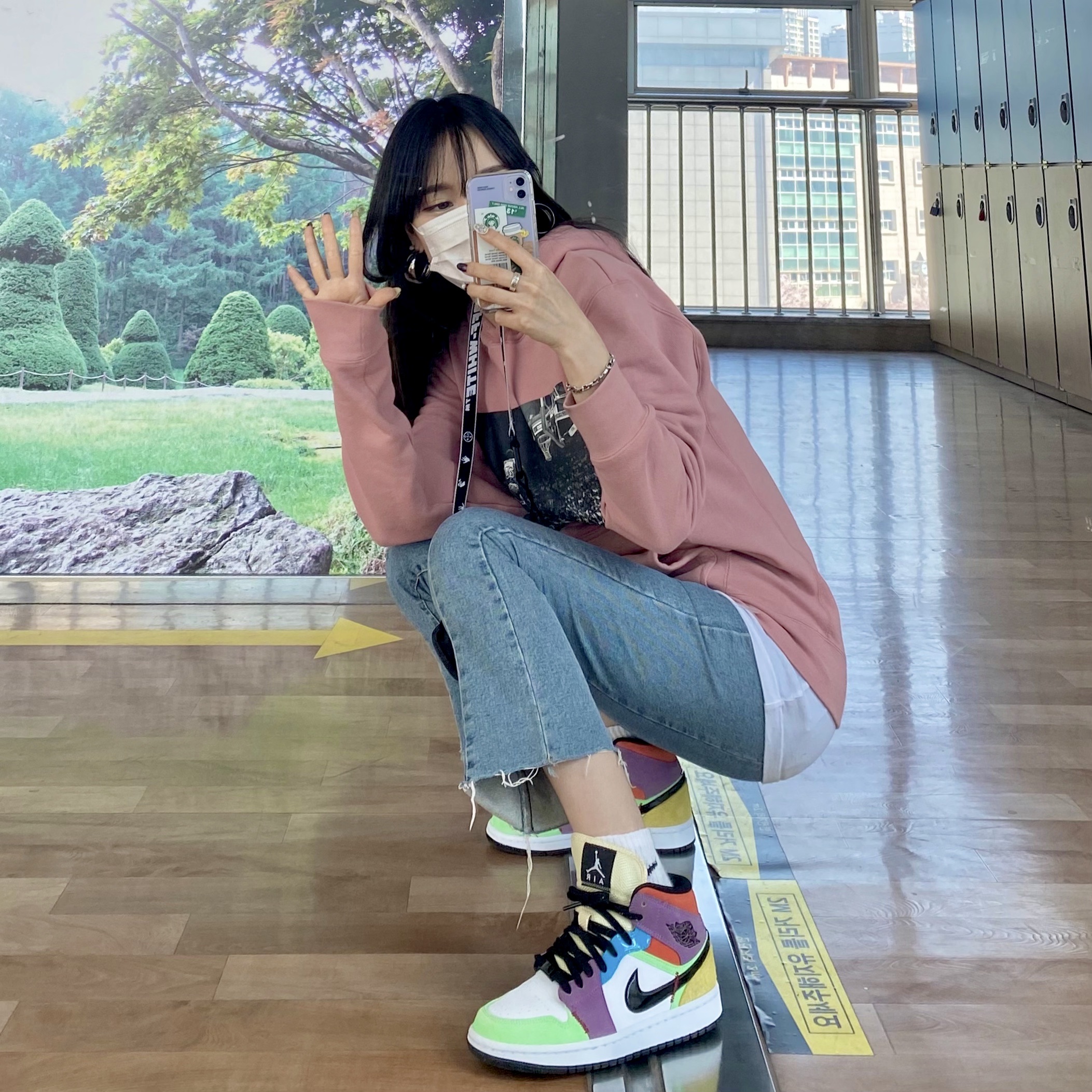 Jordan x Union Flying High Hooded Sweatshirt Rust Pink, Off-White x Amore Pacific Protection Box (Without Cosmetics) 착용 스타일 - 2