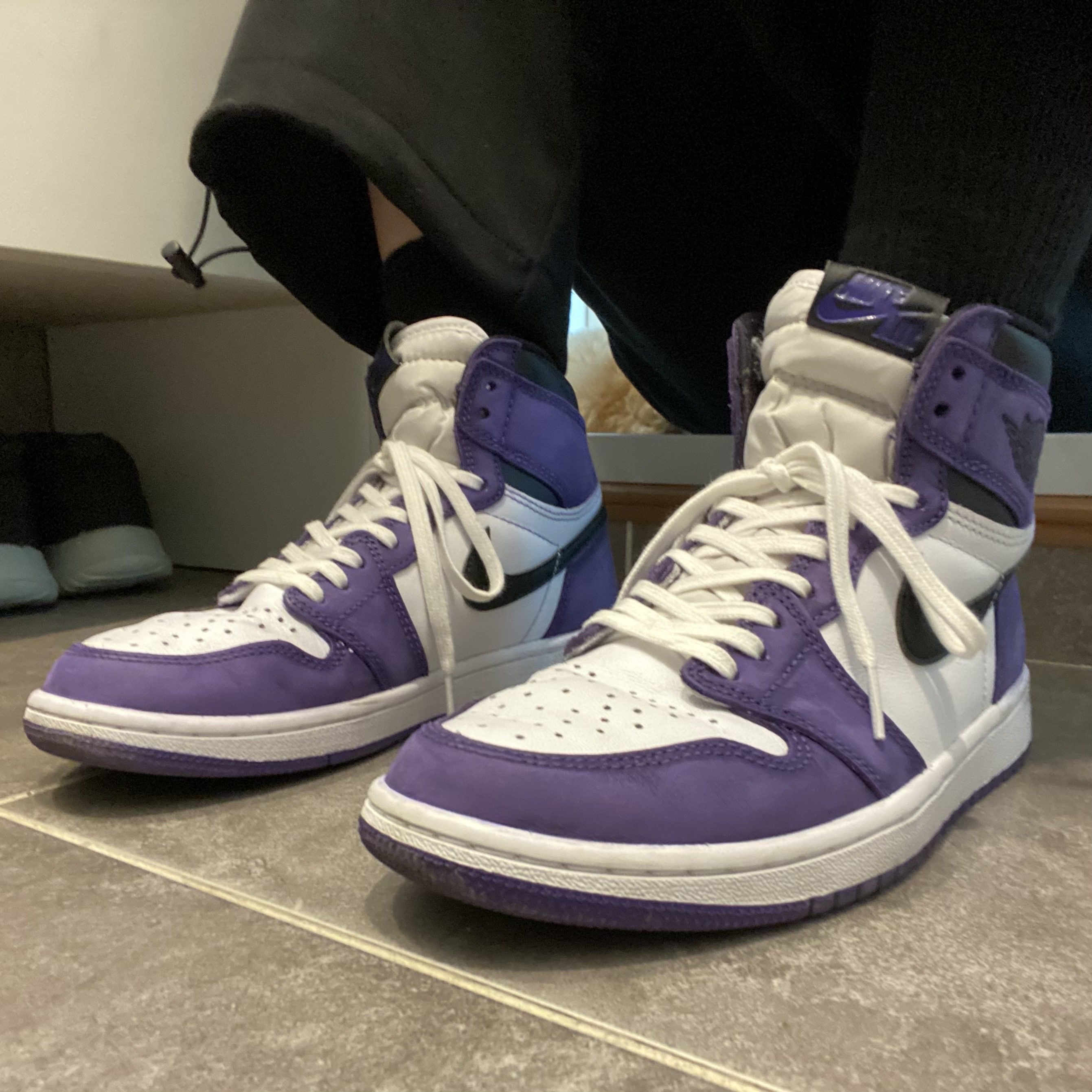 Jordan 1 Retro High OG Court Purple 2020 착용 스타일 - 3