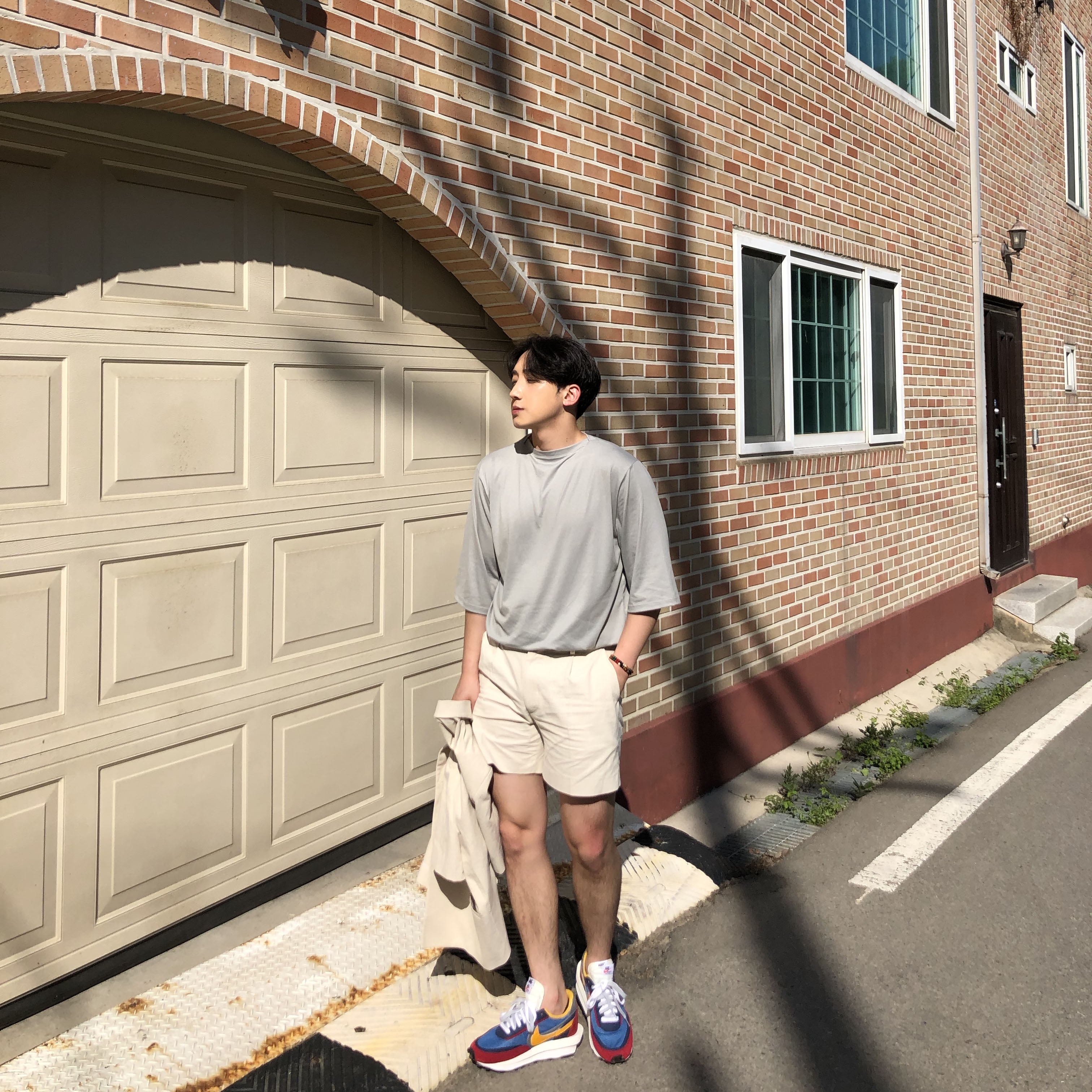 Nike x Sacai LDWaffle Blue Multi 착용 스타일 - 1
