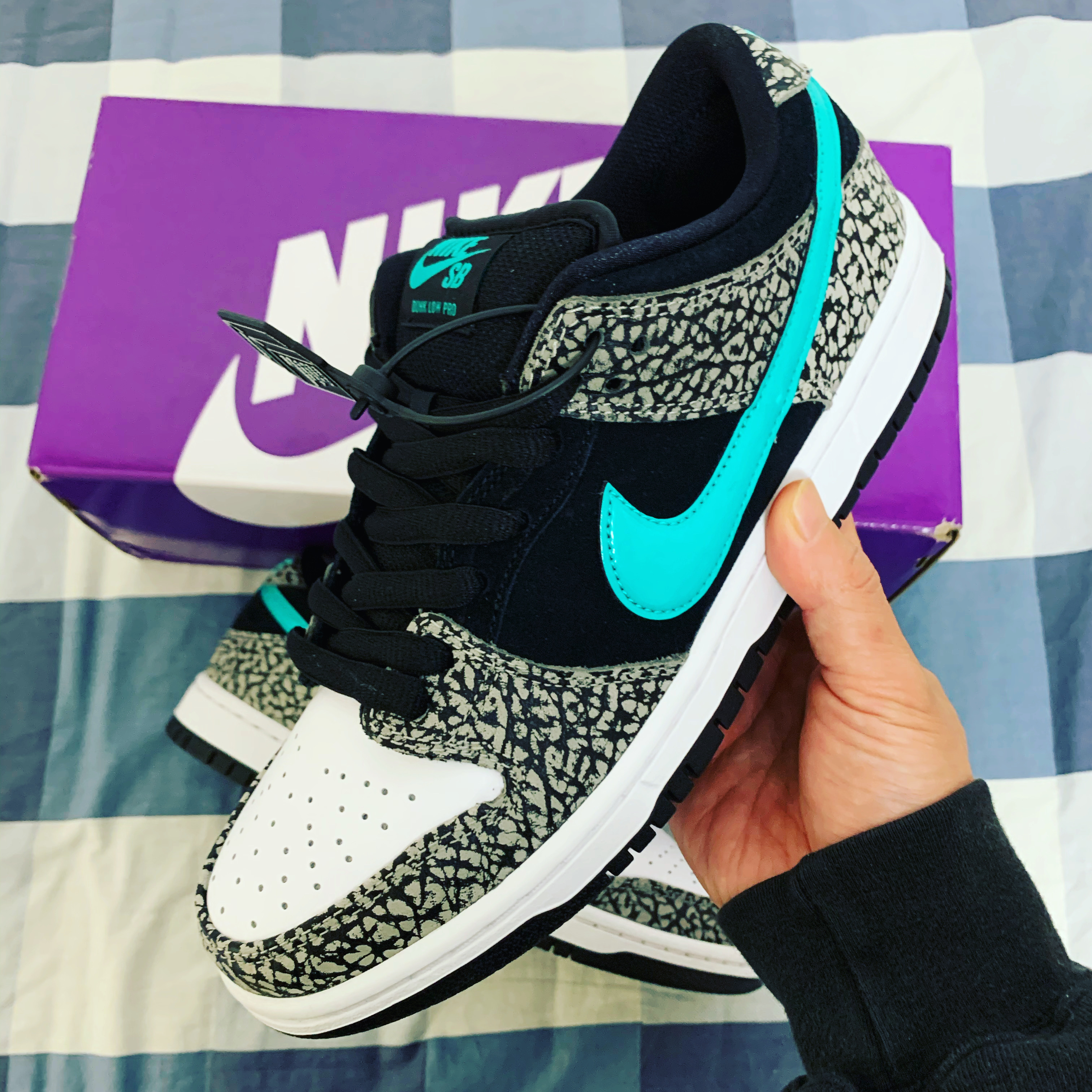 Nike SB Dunk Low Pro Clear Jade 착용 스타일