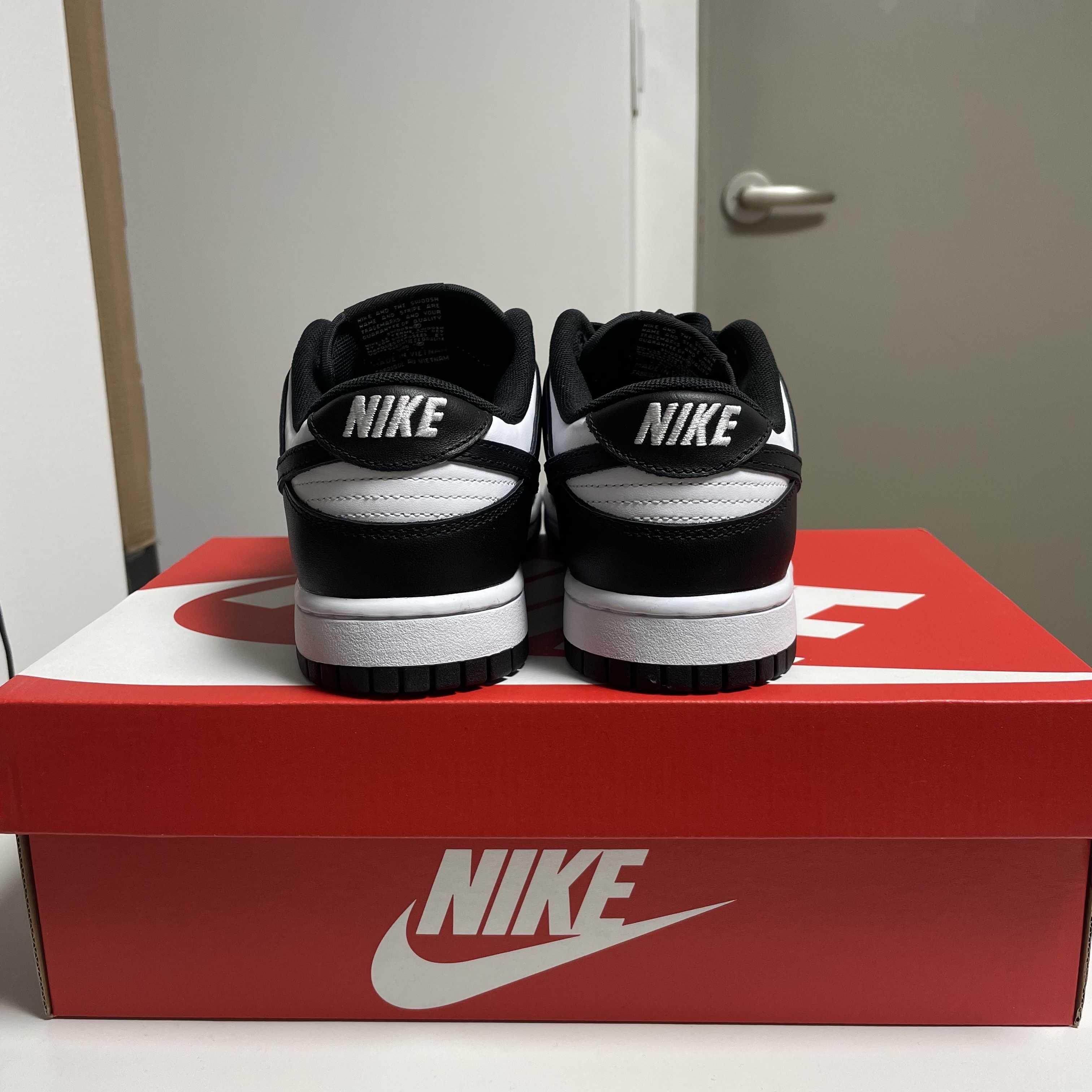 Nike Dunk Low Retro Black 착용 스타일 - 3