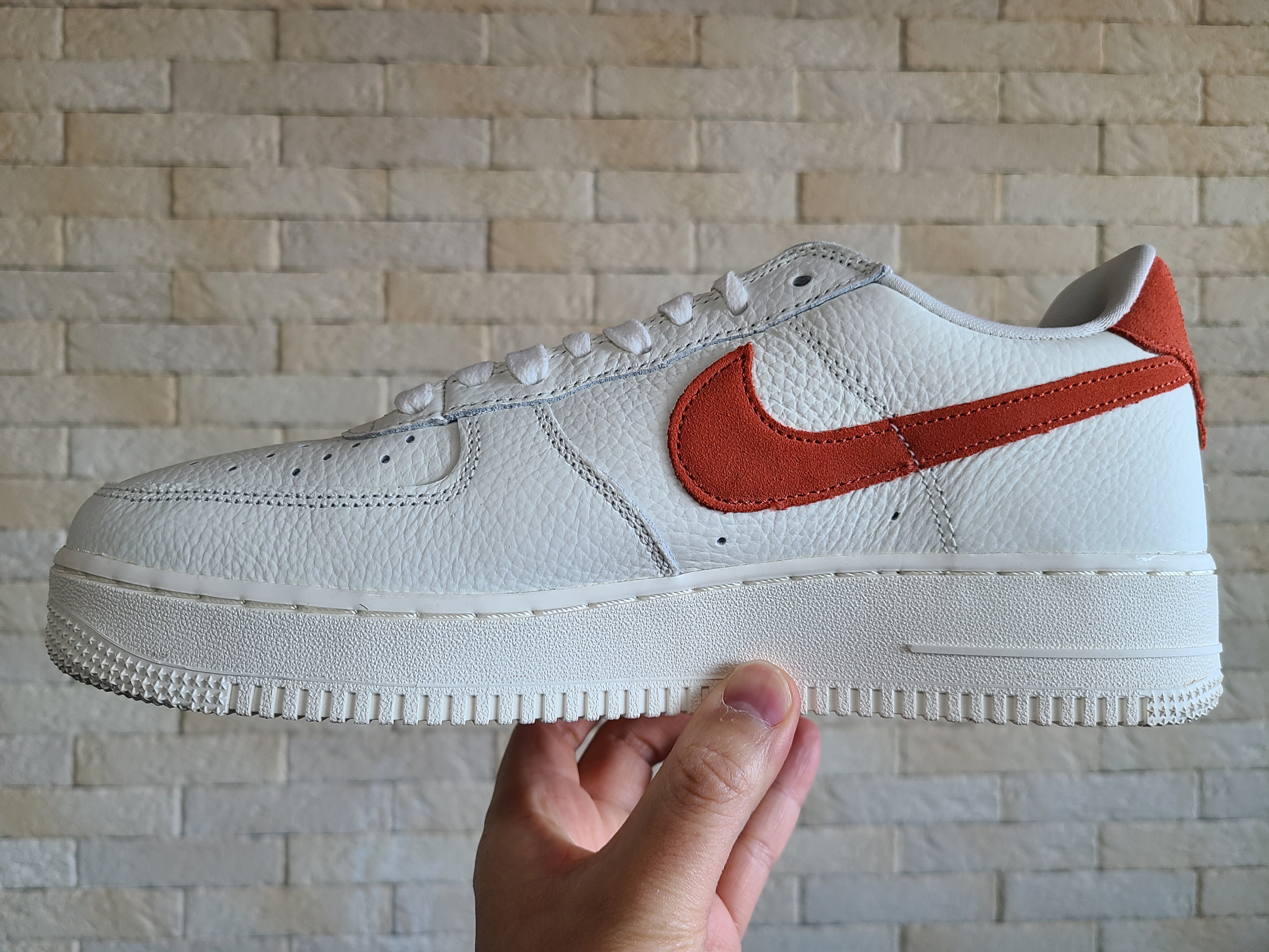 Nike Air Force 1 '07 Craft Mantra Orange 착용 스타일 - 3