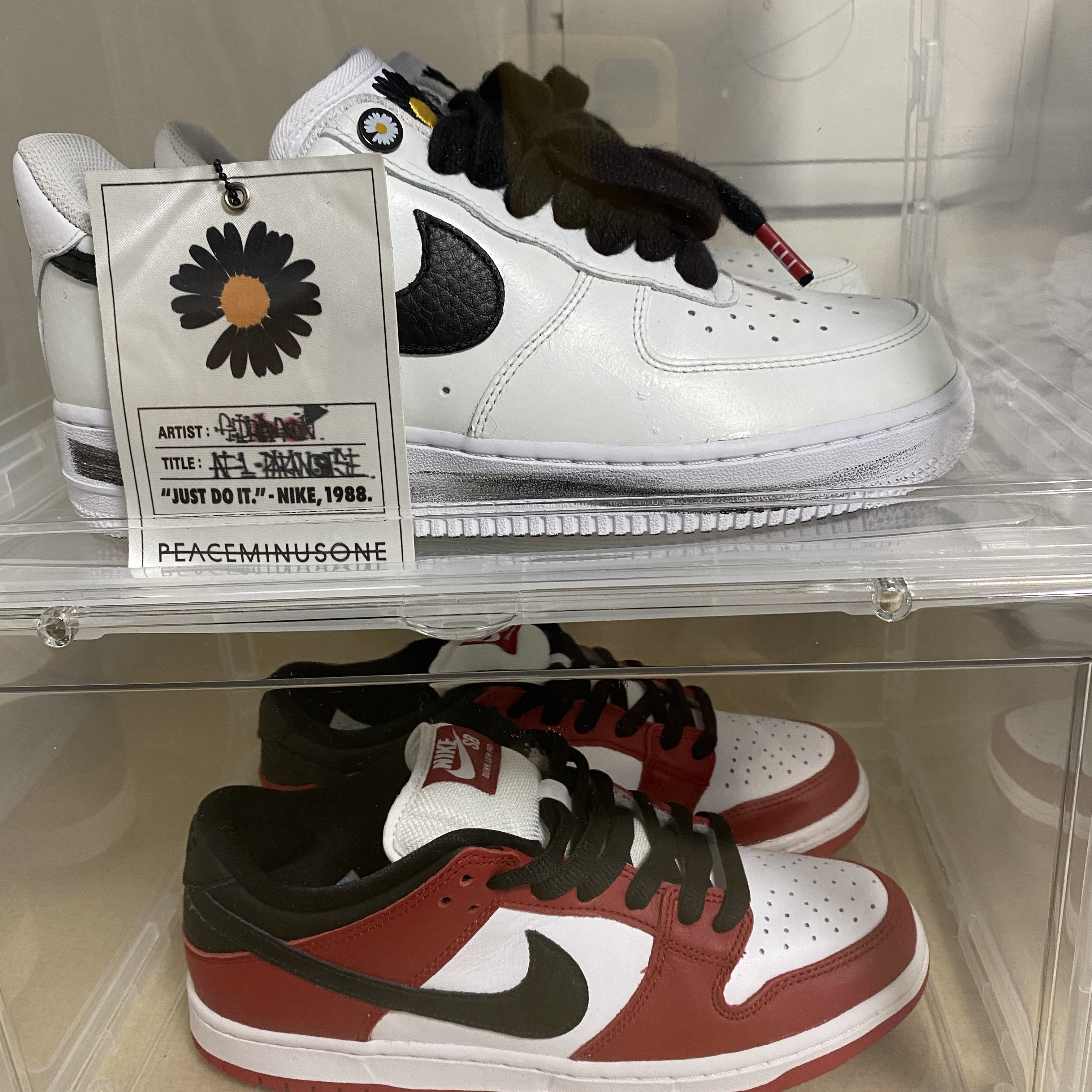 Nike SB Dunk Low Pro Chicago, Nike x Peaceminusone Air Force 1 Low Para-Noise 2.0 착용 스타일