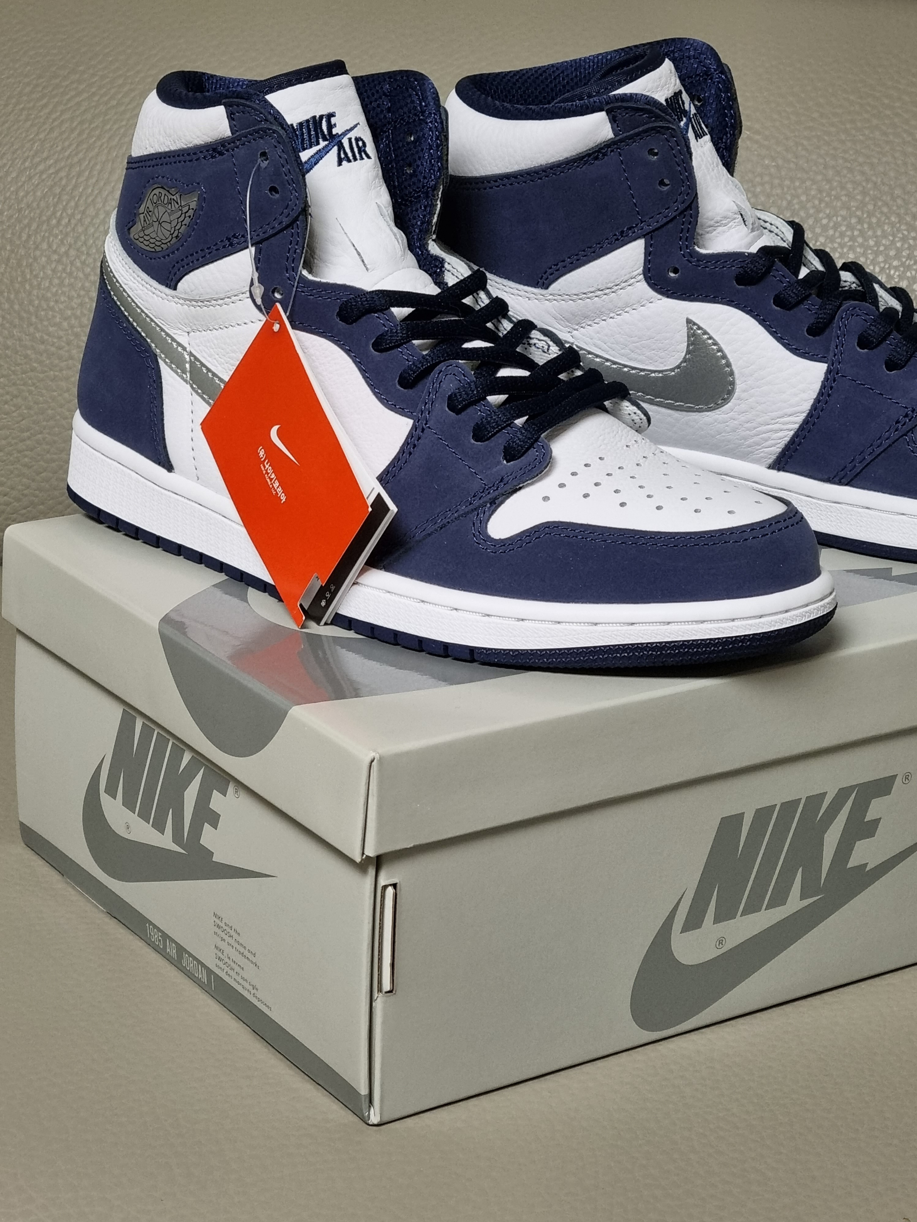 Jordan 1 Retro High OG CO.JP Midnight Navy 착용 스타일