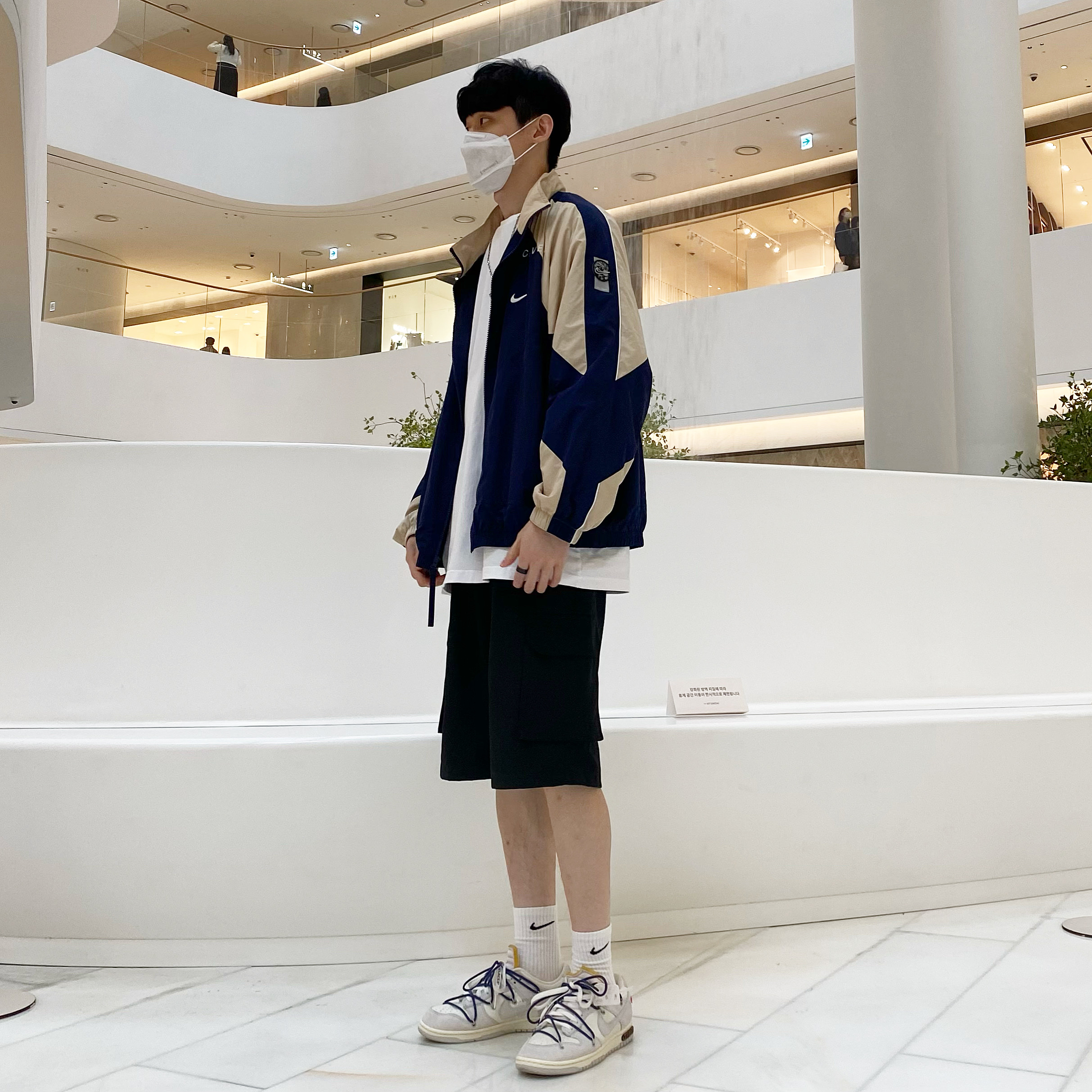 Nike x Off-White Dunk Low The 50 - Lot 18, Nike x Cav Empt Track Jacket Navy 착용 스타일
