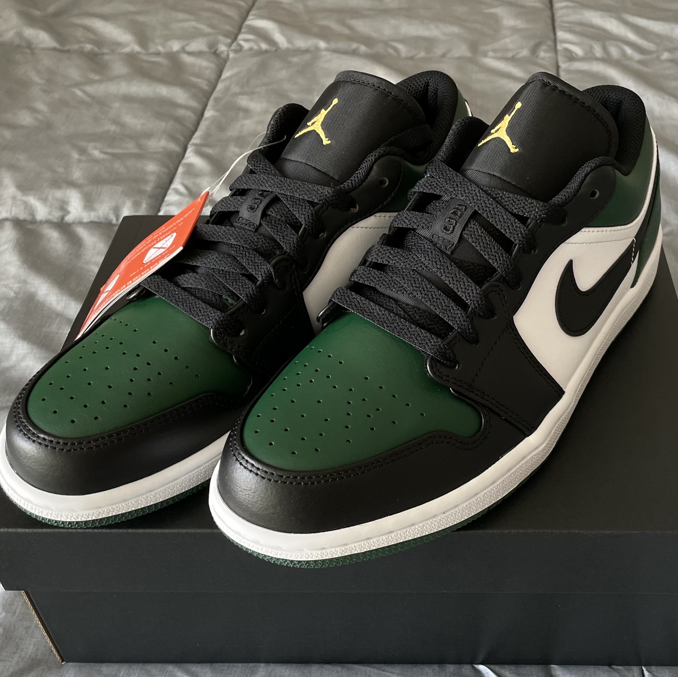 Jordan 1 Low Green Toe 착용 스타일 - 2