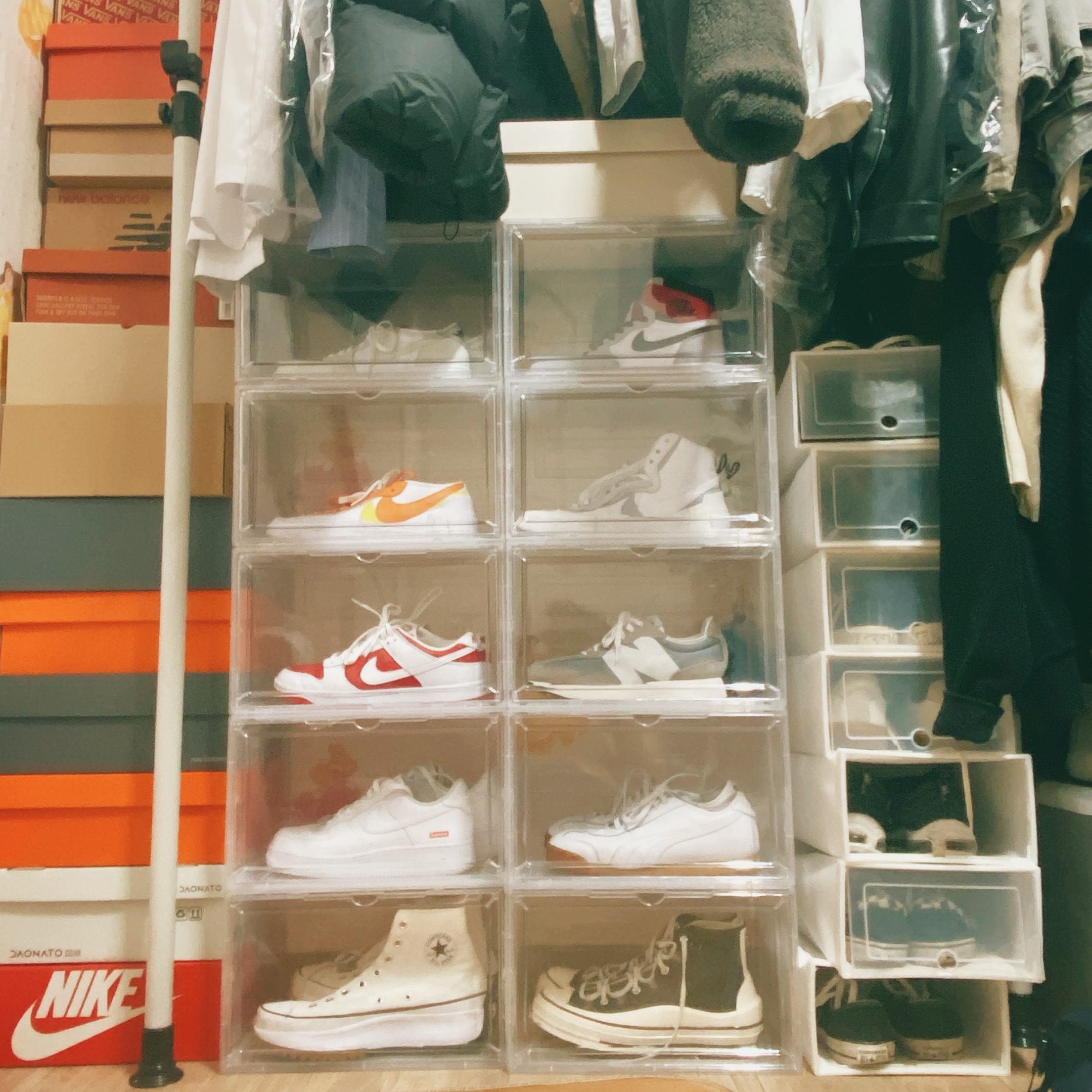 Nike x Sacai Blazer Low Magma Orange, Nike x Sacai Blazer Mid White Grey 착용 스타일