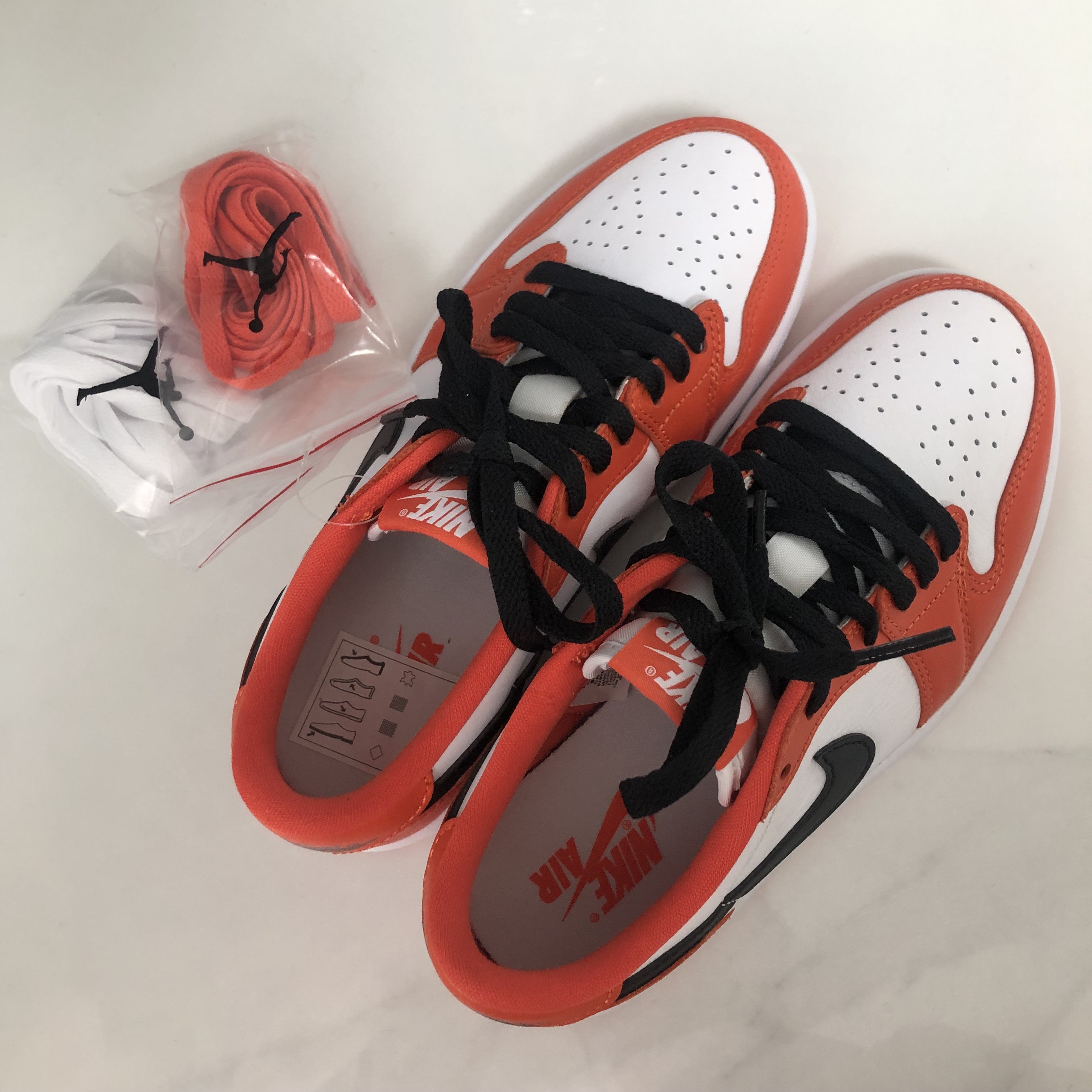 (W) Jordan 1 Low OG Starfish 착용 스타일 - 1