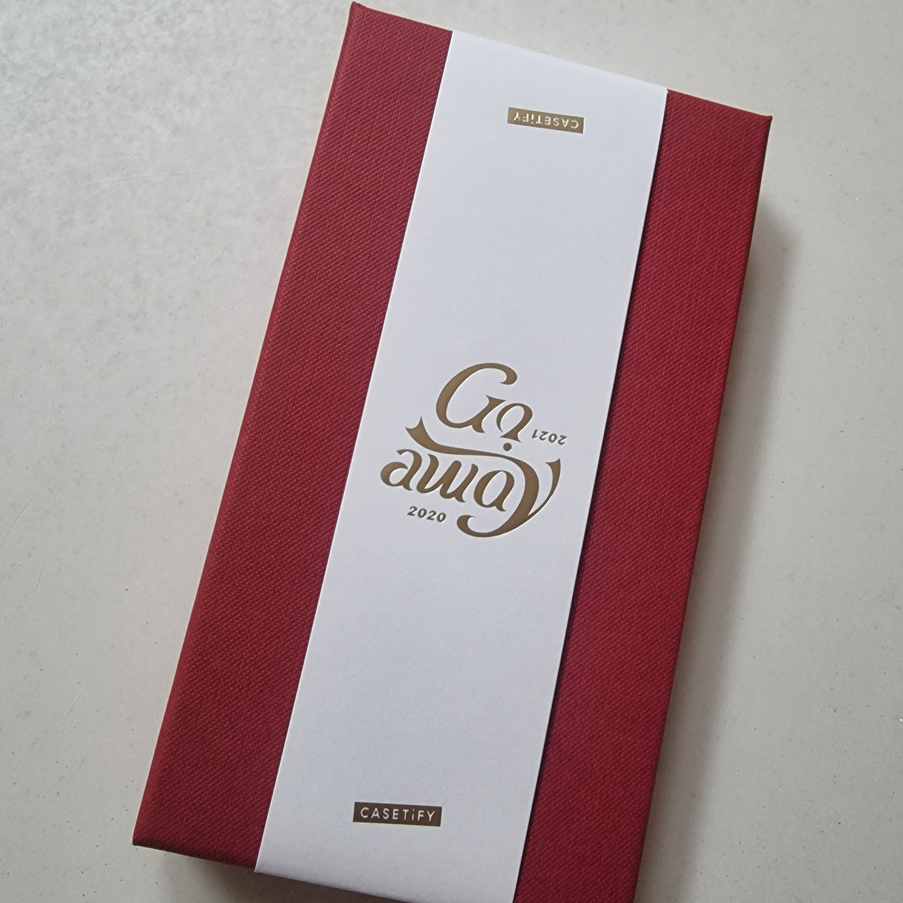 Casetify x IAB Studio Galaxy S21 Logo Case White 착용 스타일 - 1
