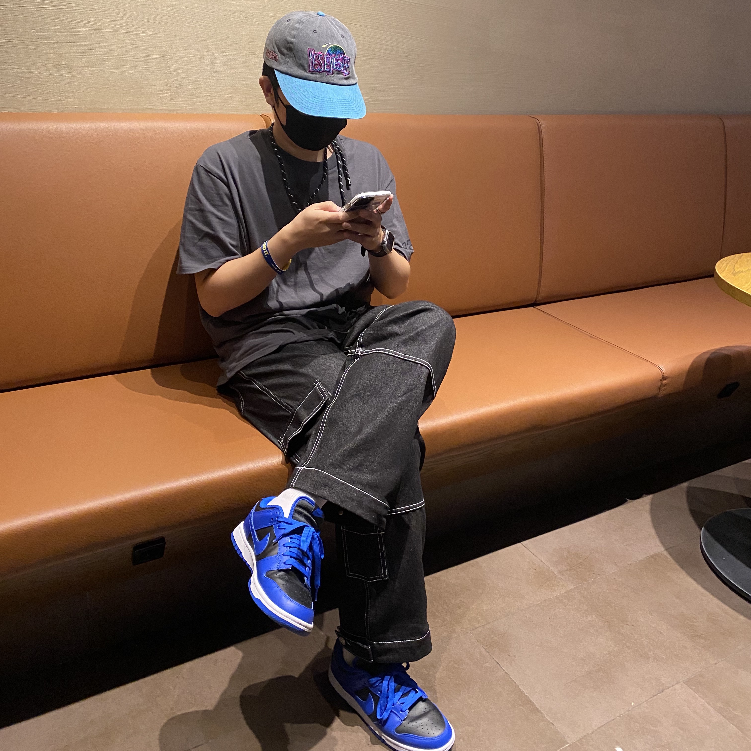 Nike Dunk Low Retro Hyper Cobalt 착용 스타일