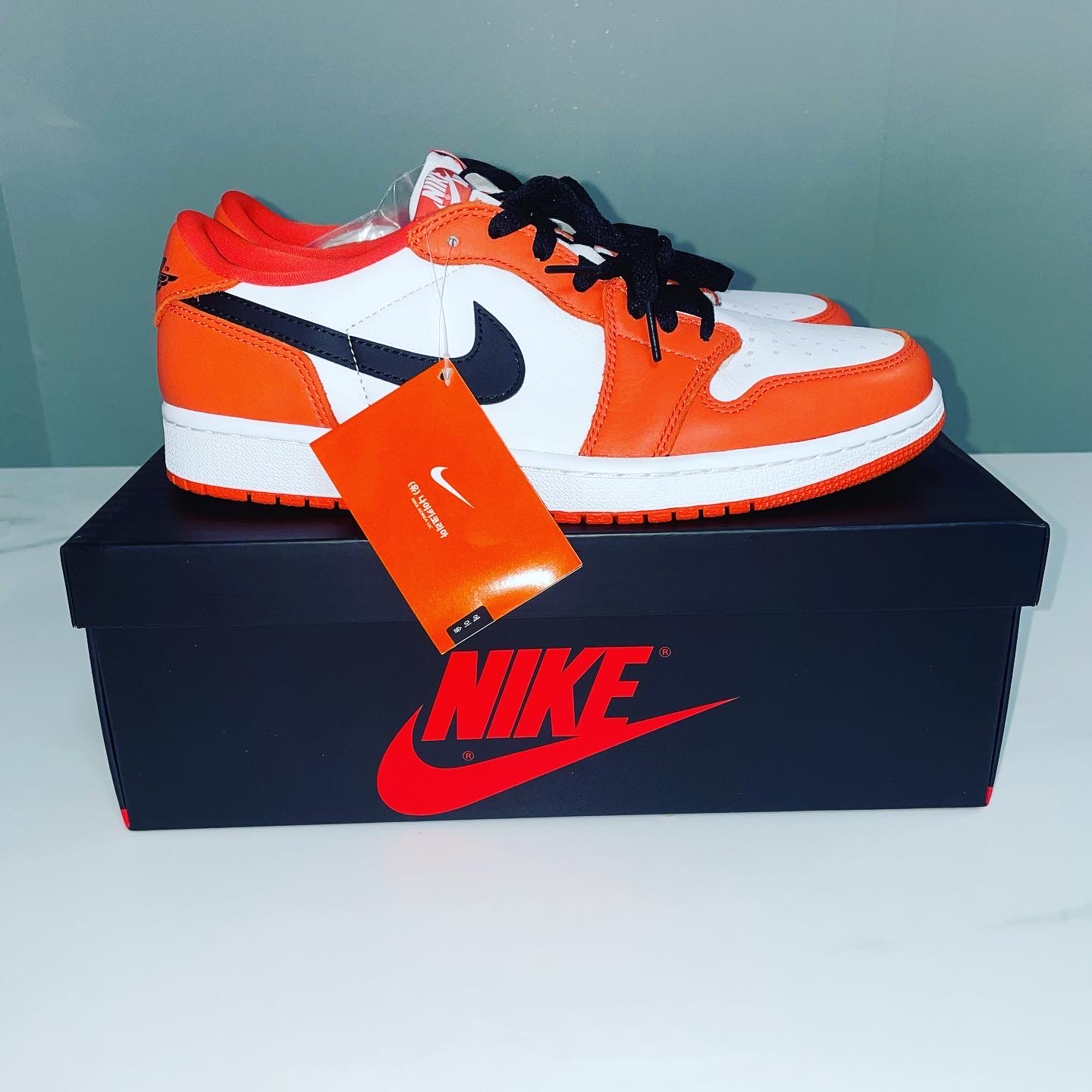 Jordan 1 Low OG Starfish 착용 스타일 - 2