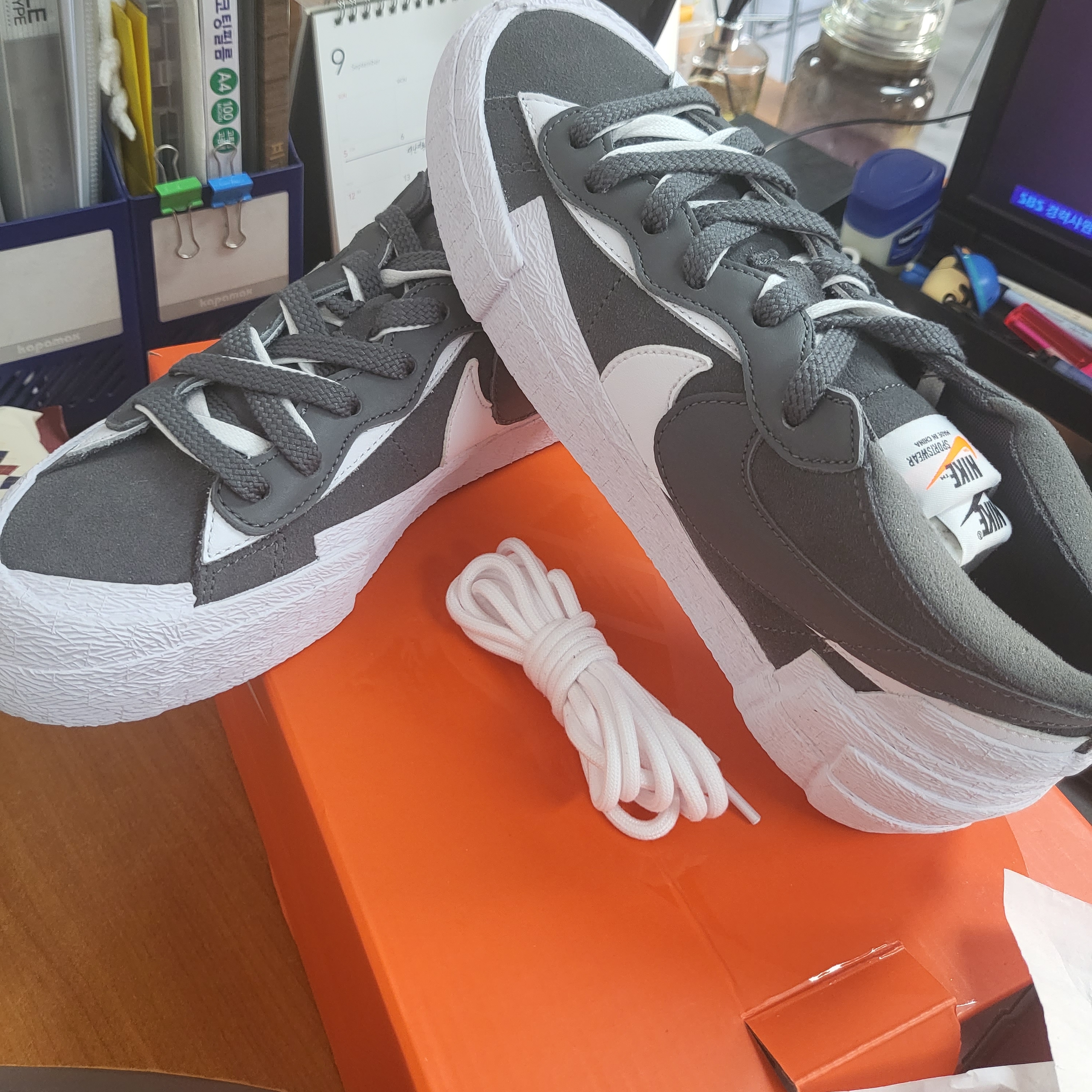 Nike x Sacai Blazer Low Iron Grey 착용 스타일