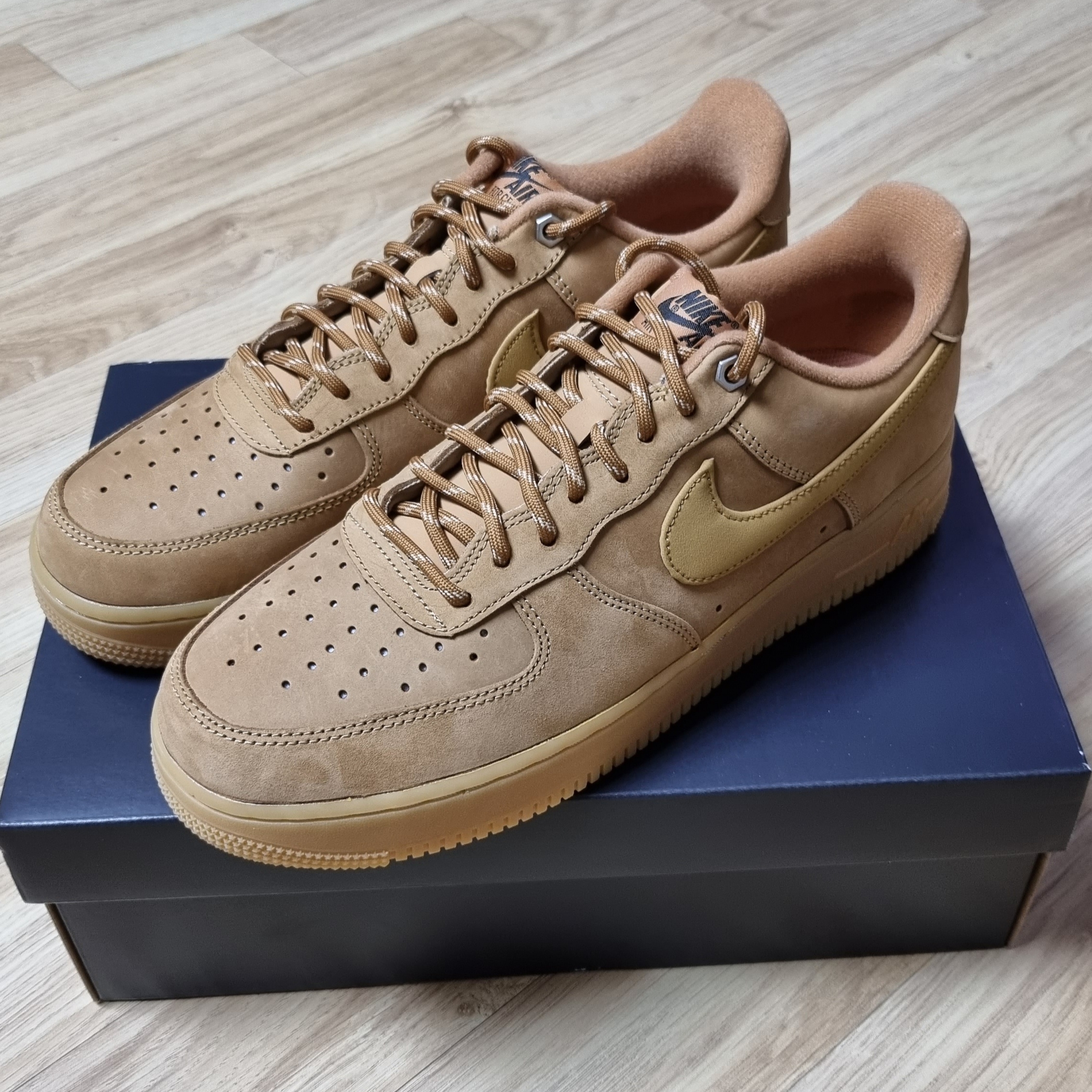 Nike Air Force 1 '07 WB Flax 착용 스타일