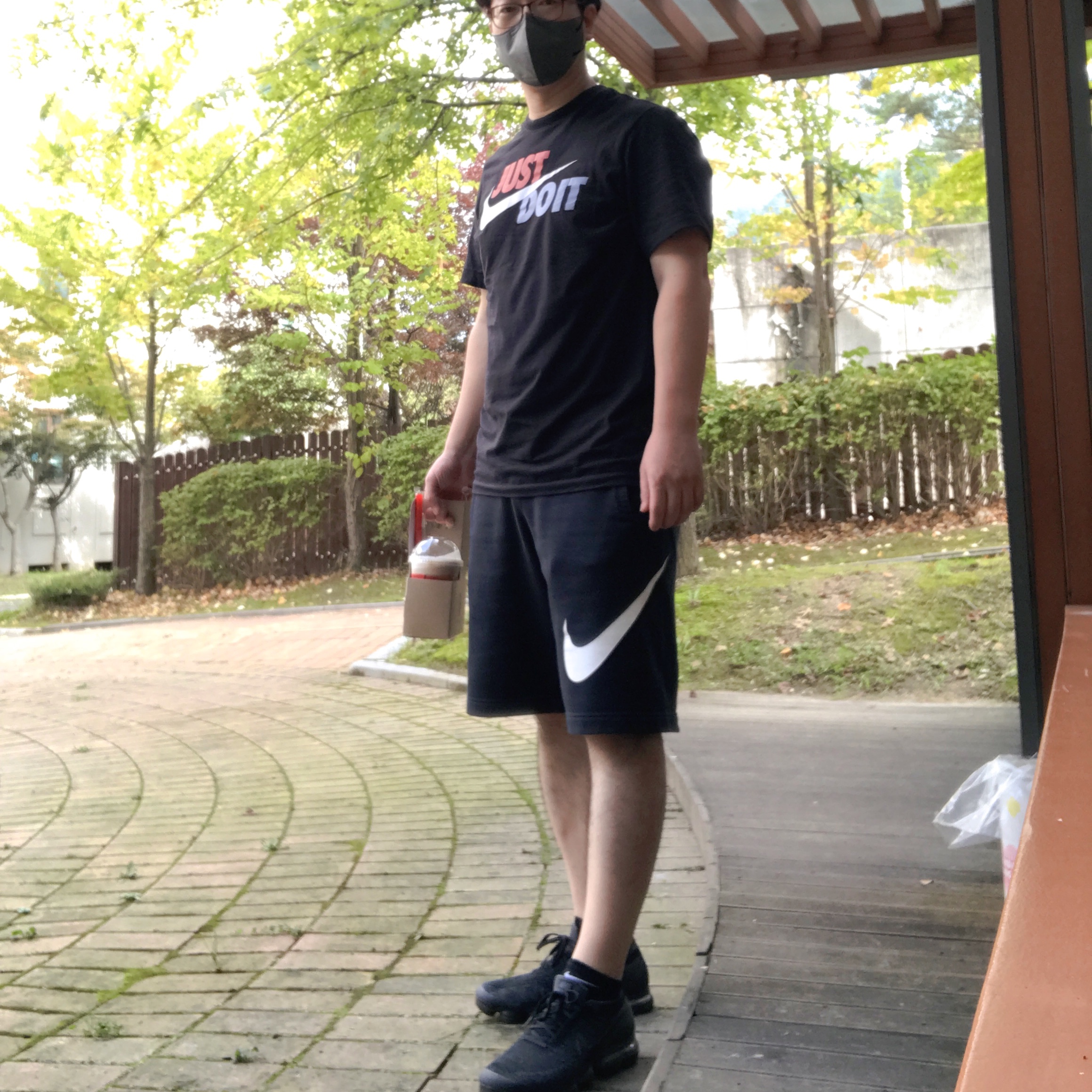 Nike Air Vapormax Flyknit Black Dark Grey 착용 스타일