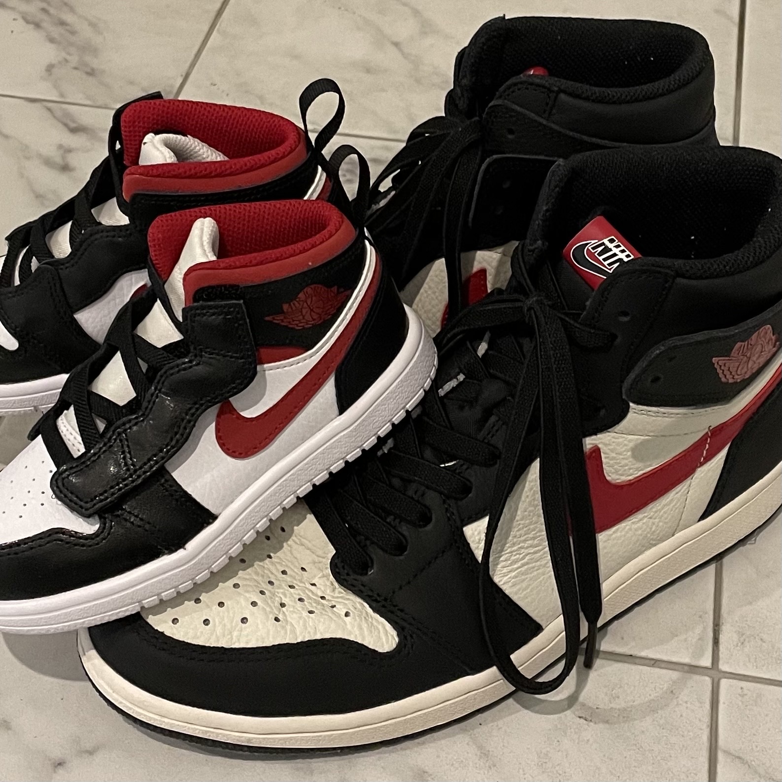 Jordan 1 Retro High OG A Star Is Born, (TD) Jordan 1 Mid Alt Gym Red Black White 착용 스타일