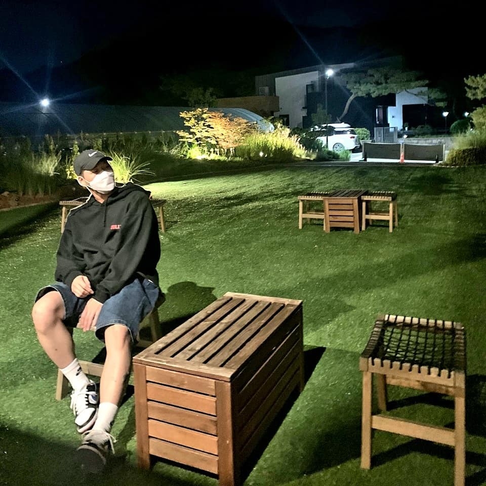 Nike Dunk Low SE Seoul 착용 스타일