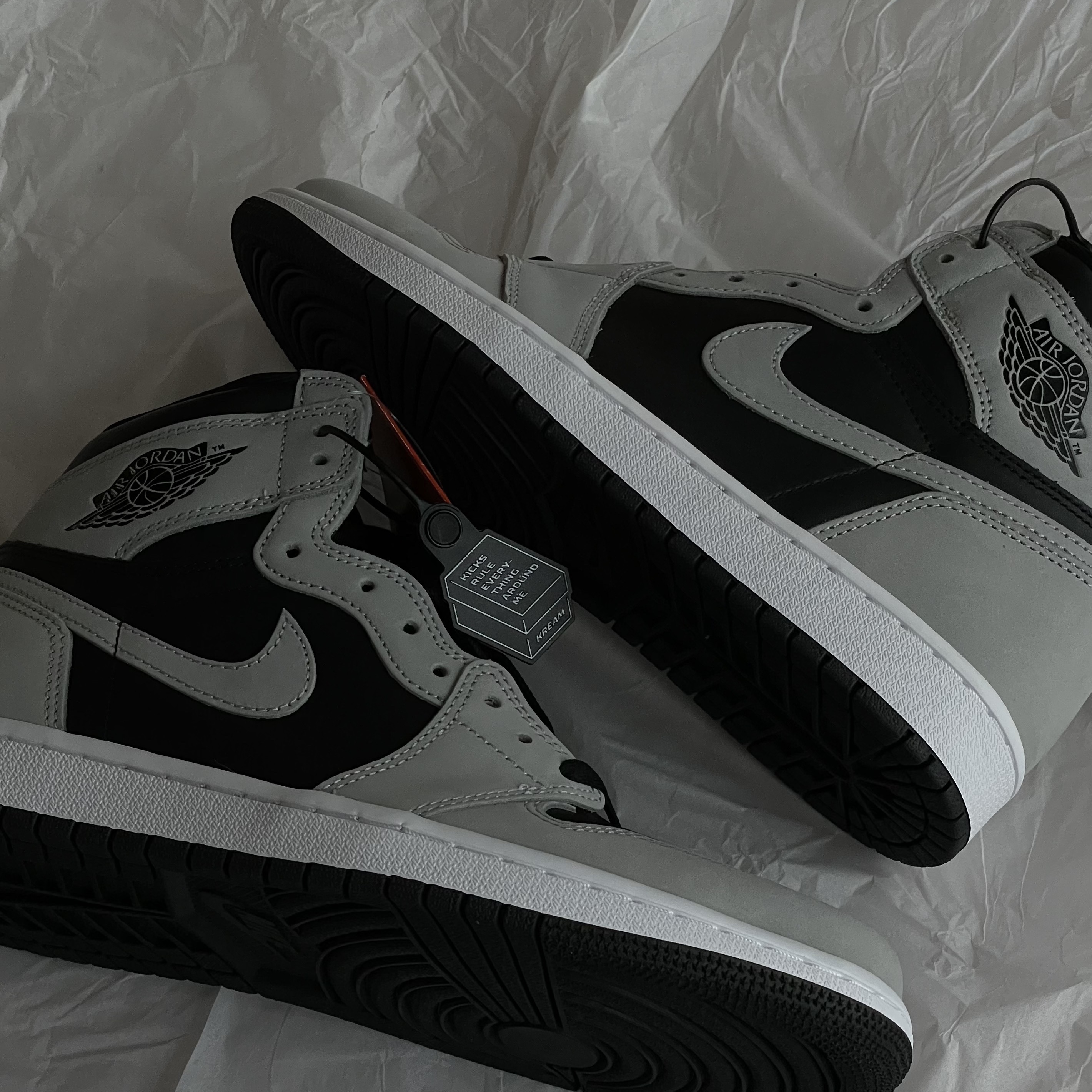 Jordan 1 Retro High OG Shadow 2.0 착용 스타일 - 1