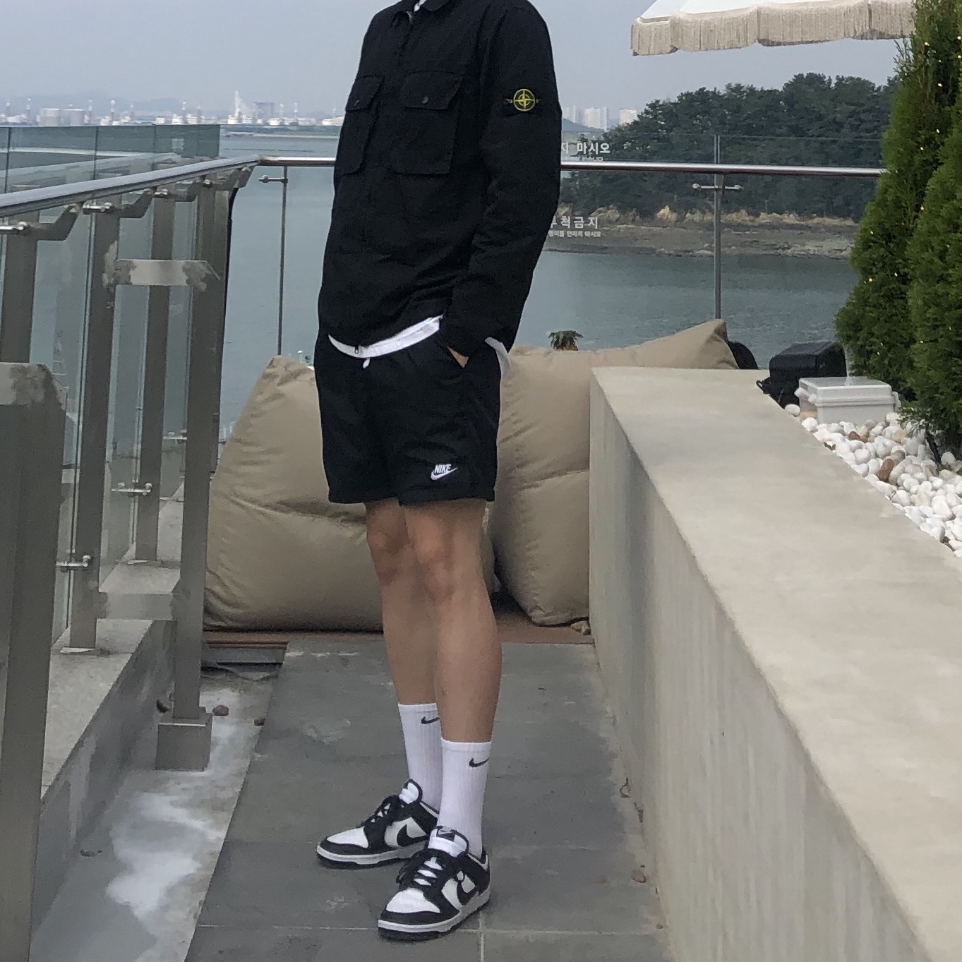 Stone Island 113WN T.CO+OLD Overshirt Black - 21FW, Nike Dunk Low Retro Black 착용 스타일