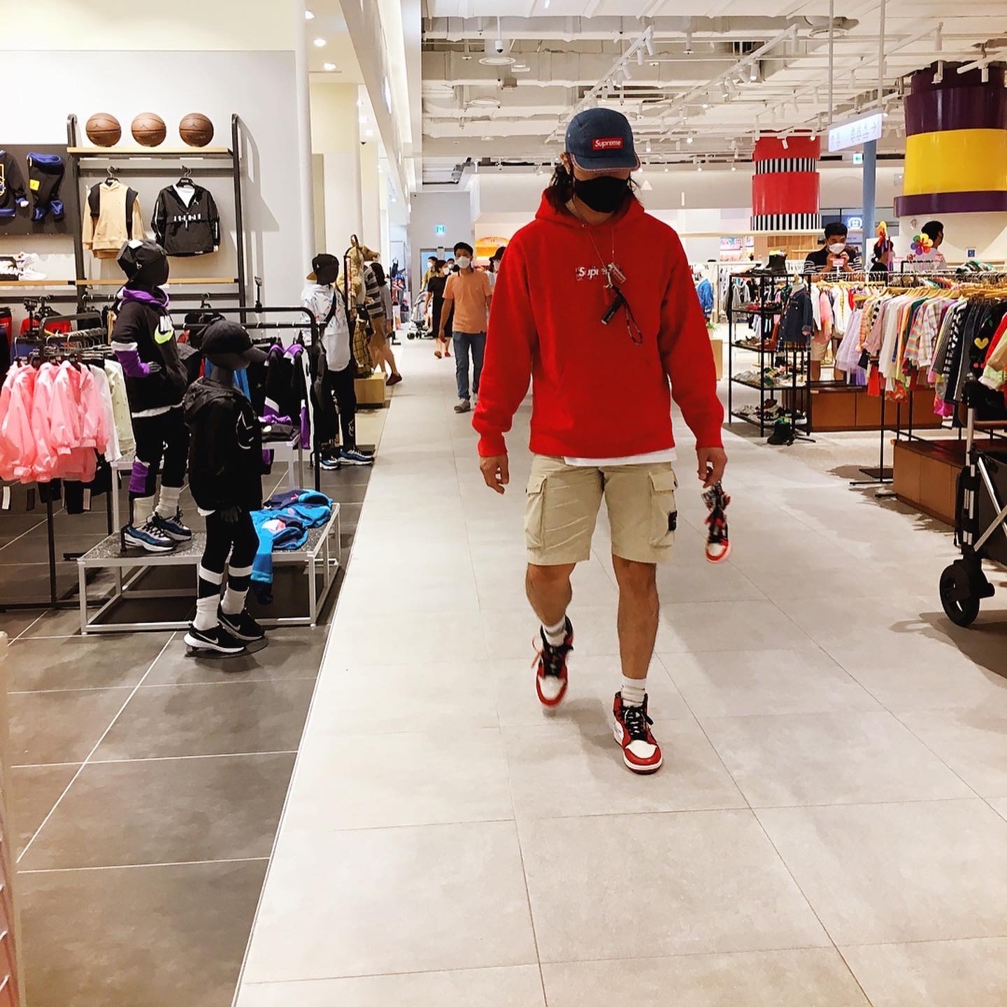 Jordan 1 x Off-White Retro High Chicago The Ten, Supreme Bandana Box Logo Hooded Sweatshirt Red - 19FW 착용 스타일