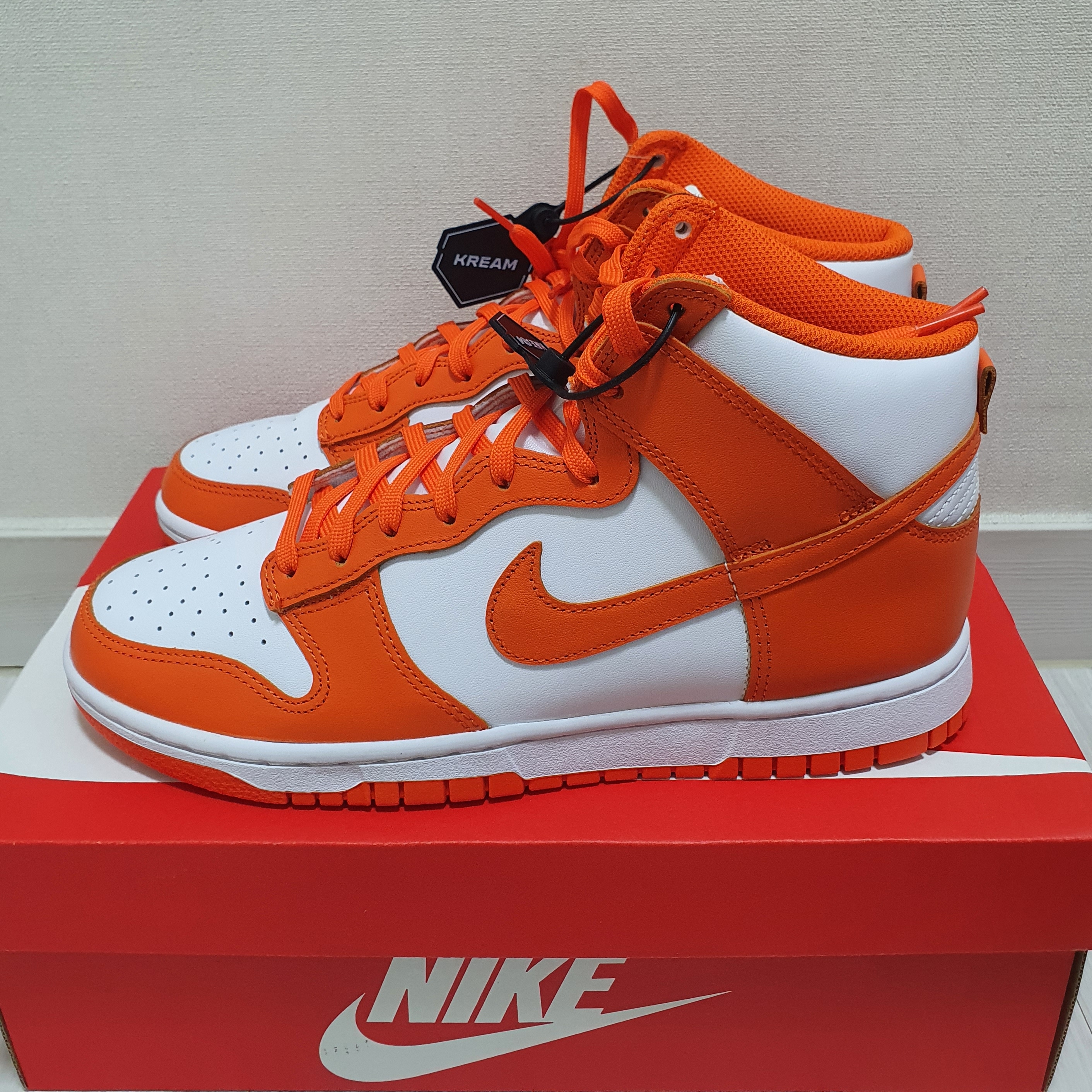 Nike Dunk High Retro Orange Blaze 착용 스타일