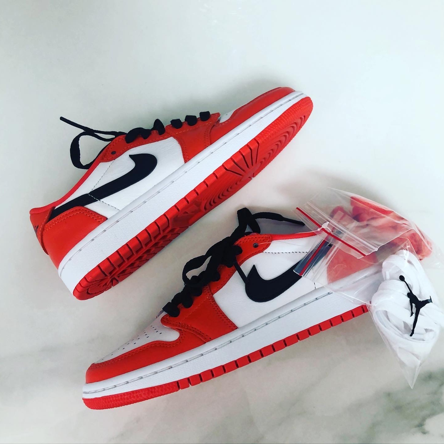 (W) Jordan 1 Low OG Starfish 착용 스타일 - 3