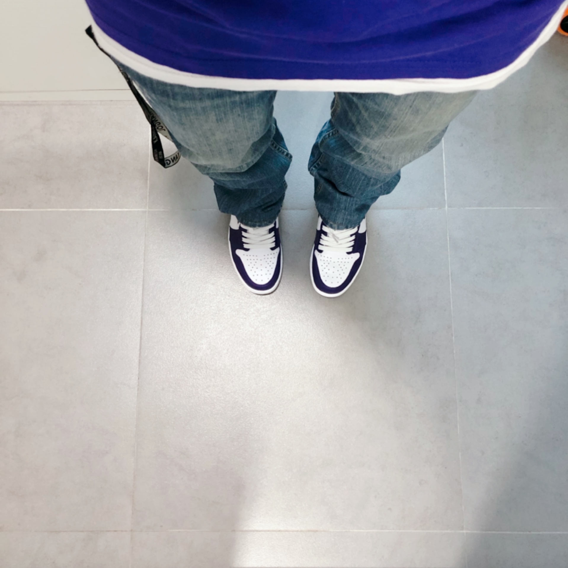 Jordan 1 Retro High OG Court Purple 2020 착용 스타일 - 4